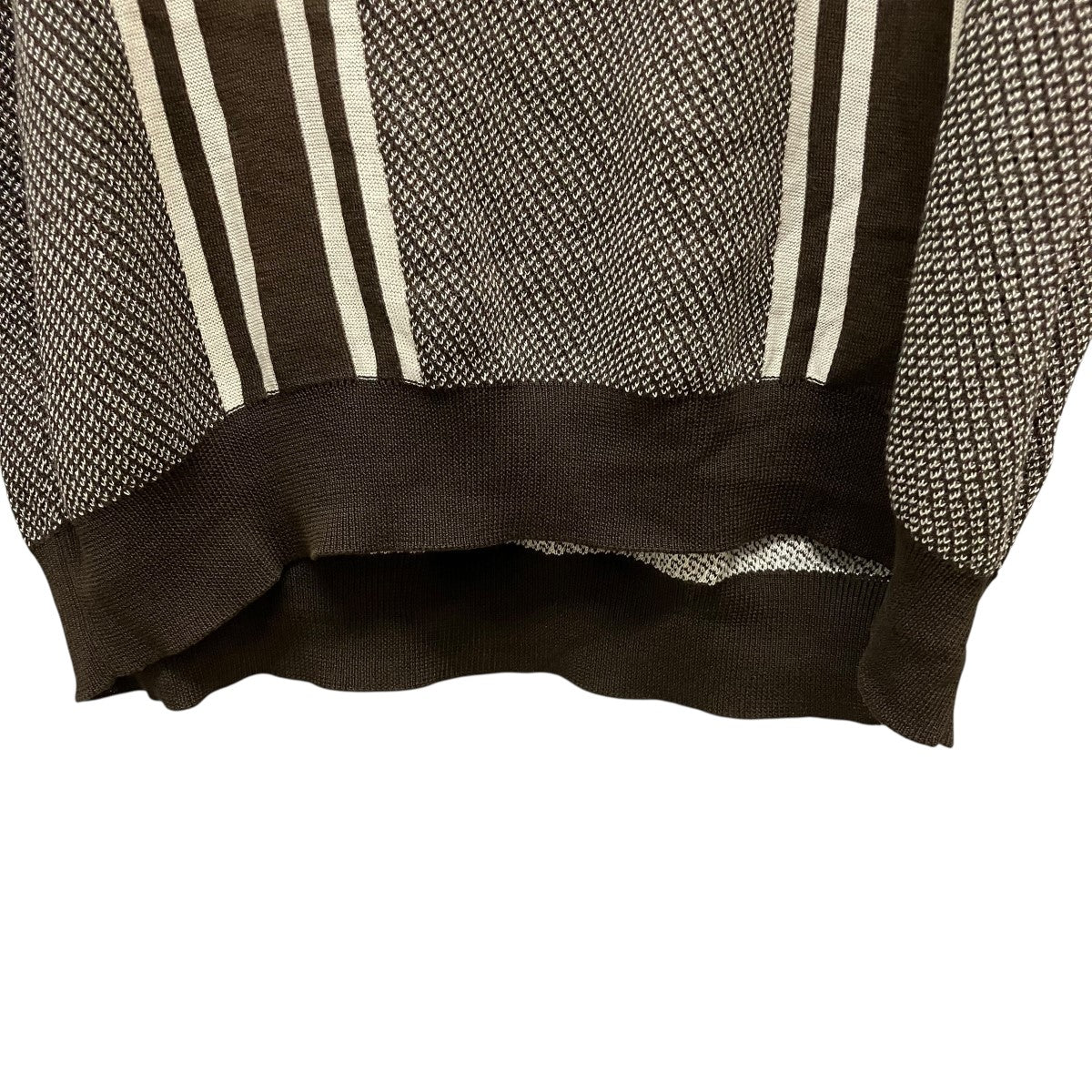PRADA 15SSgeometric knitシルク混VネックニットUMA333 古着・中古-4枚目のアイテム画像