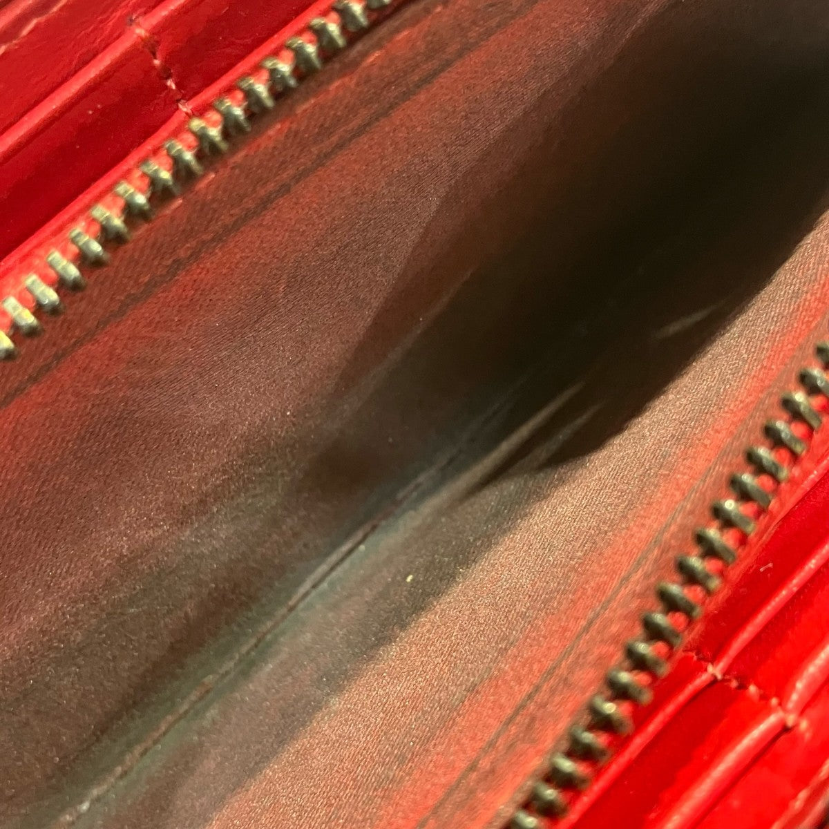 スタッズロングウォレット