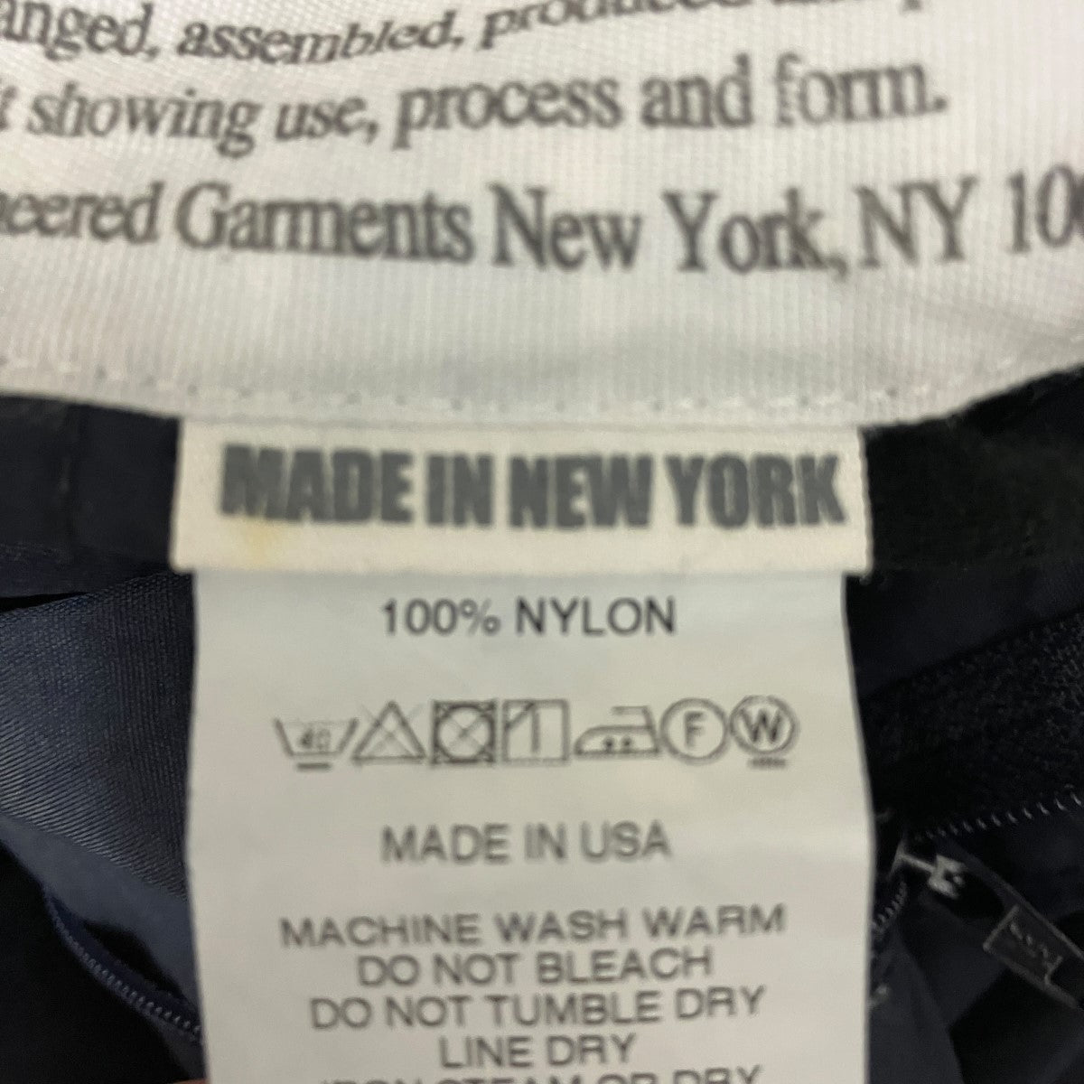 ナイロンハーフパンツ