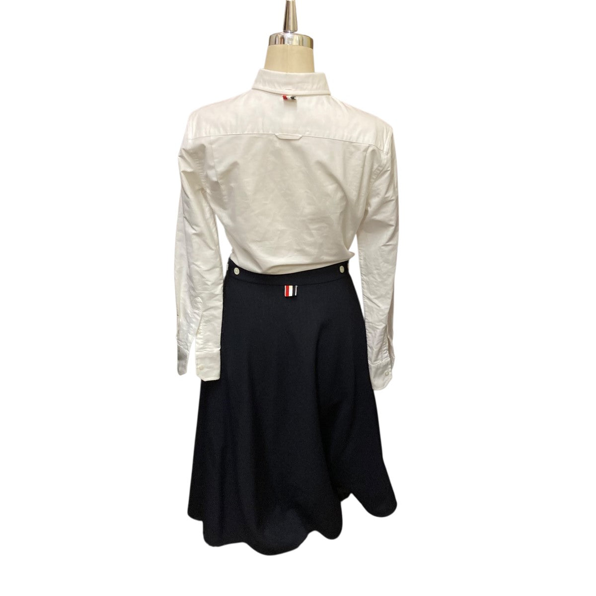 Thom Browne 2PLY FRESCO HIGHWAIST A-LINE SHIRT DRESS2 PLY フレスコ ハイウェスト Aライン ビローザニー シャツドレスFDSC75C-00473415 古着・中古-2枚目のアイテム画像