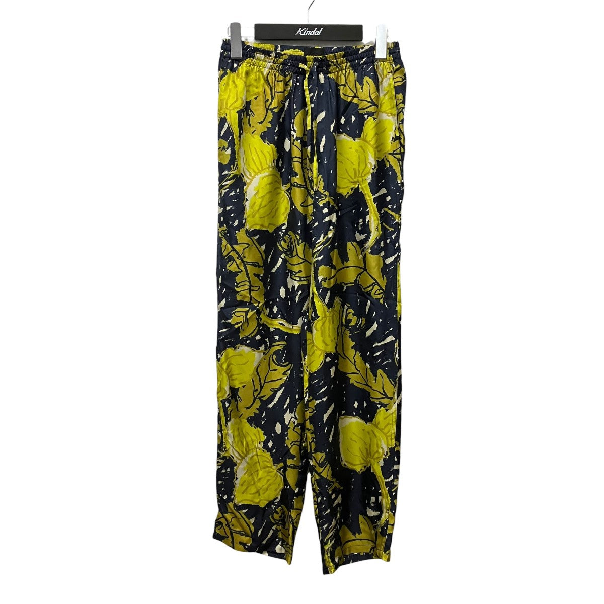 BANANATIME EASY PANT AUTUMN LEAVES NAVY YELLOW総柄シルクイージーパンツ200-133-26 古着・中古-1枚目のアイテム画像