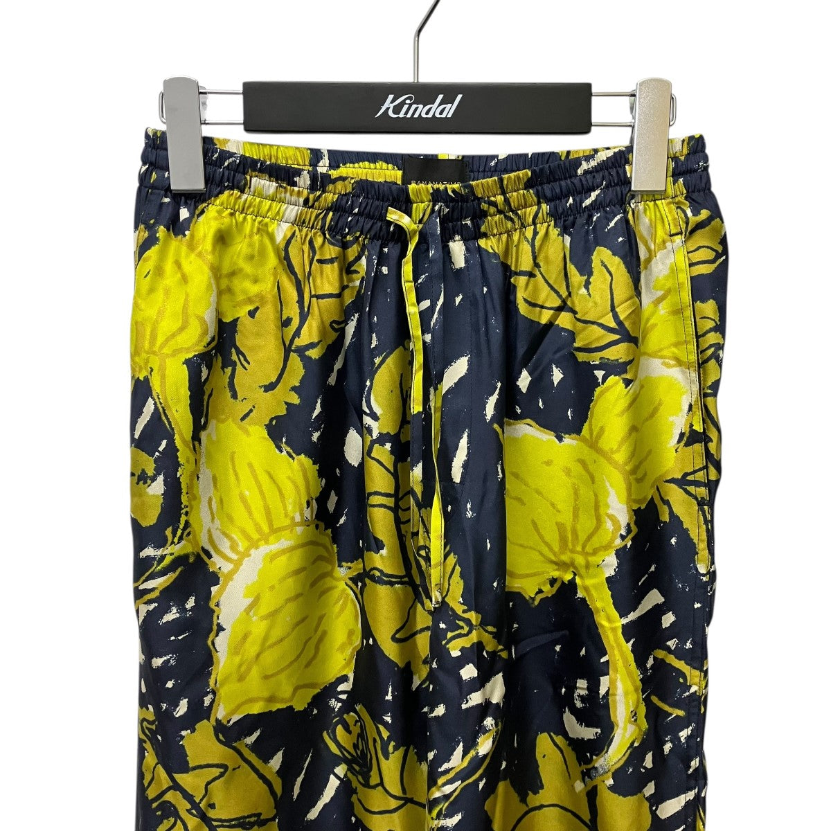 BANANATIME EASY PANT AUTUMN LEAVES NAVY YELLOW総柄シルクイージーパンツ200-133-26 古着・中古-3枚目のアイテム画像