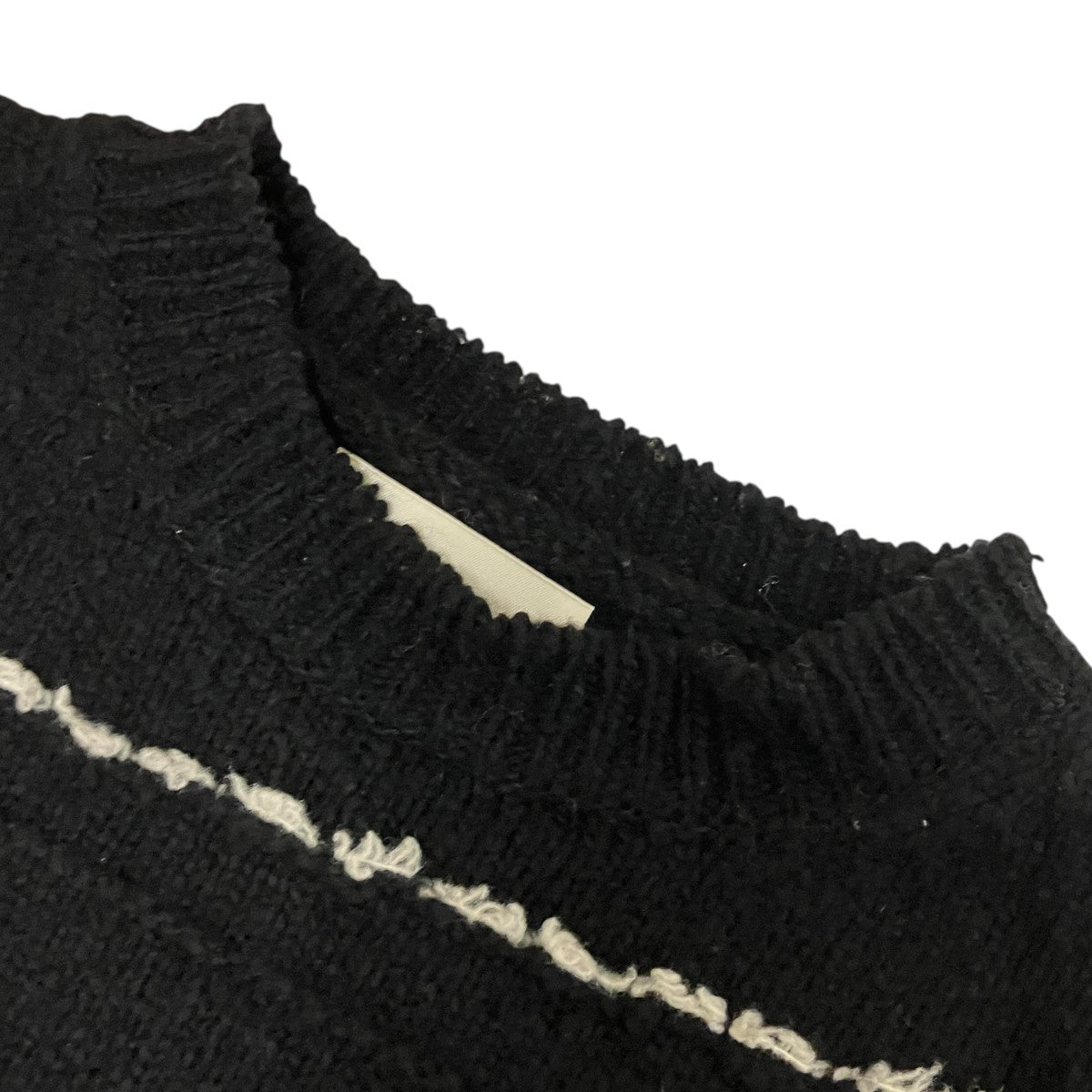 23AWCONTINUOUS LINE EMBROIDERY SWEATERステッチデザインニットYK23FW0581S