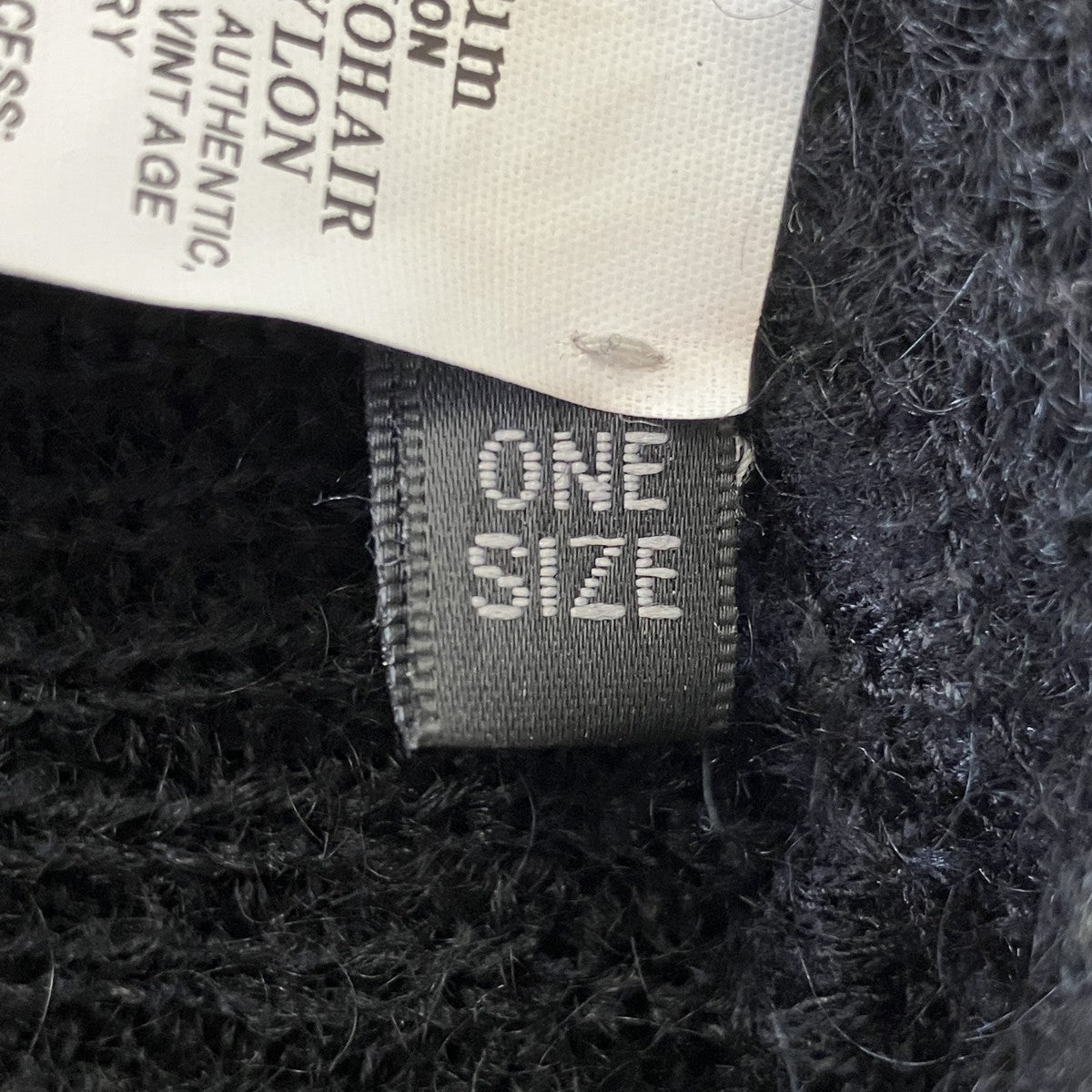 Premium Mohair V-Neck SweaterVネックモヘアニット
