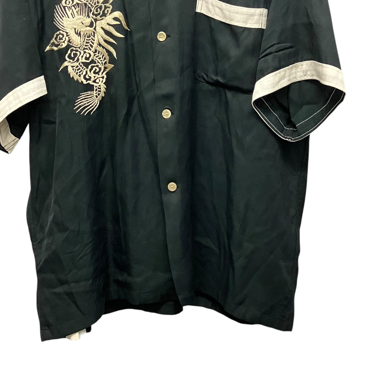 東洋エンタープライズ SUKA SHIRT “DRAGON”総柄刺しゅうサテンシャツTT39509 古着・中古-5枚目のアイテム画像