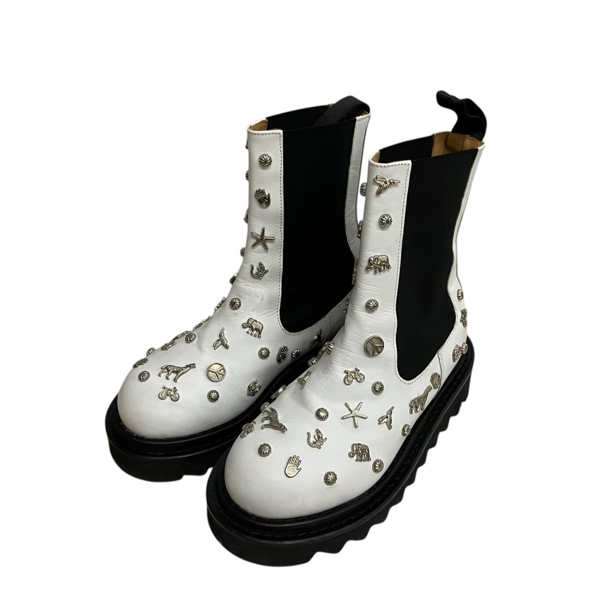 TOGA PULLA Embellished Boots AJ1245スタッズサイドゴアブーツ 古着・中古-1枚目のアイテム画像