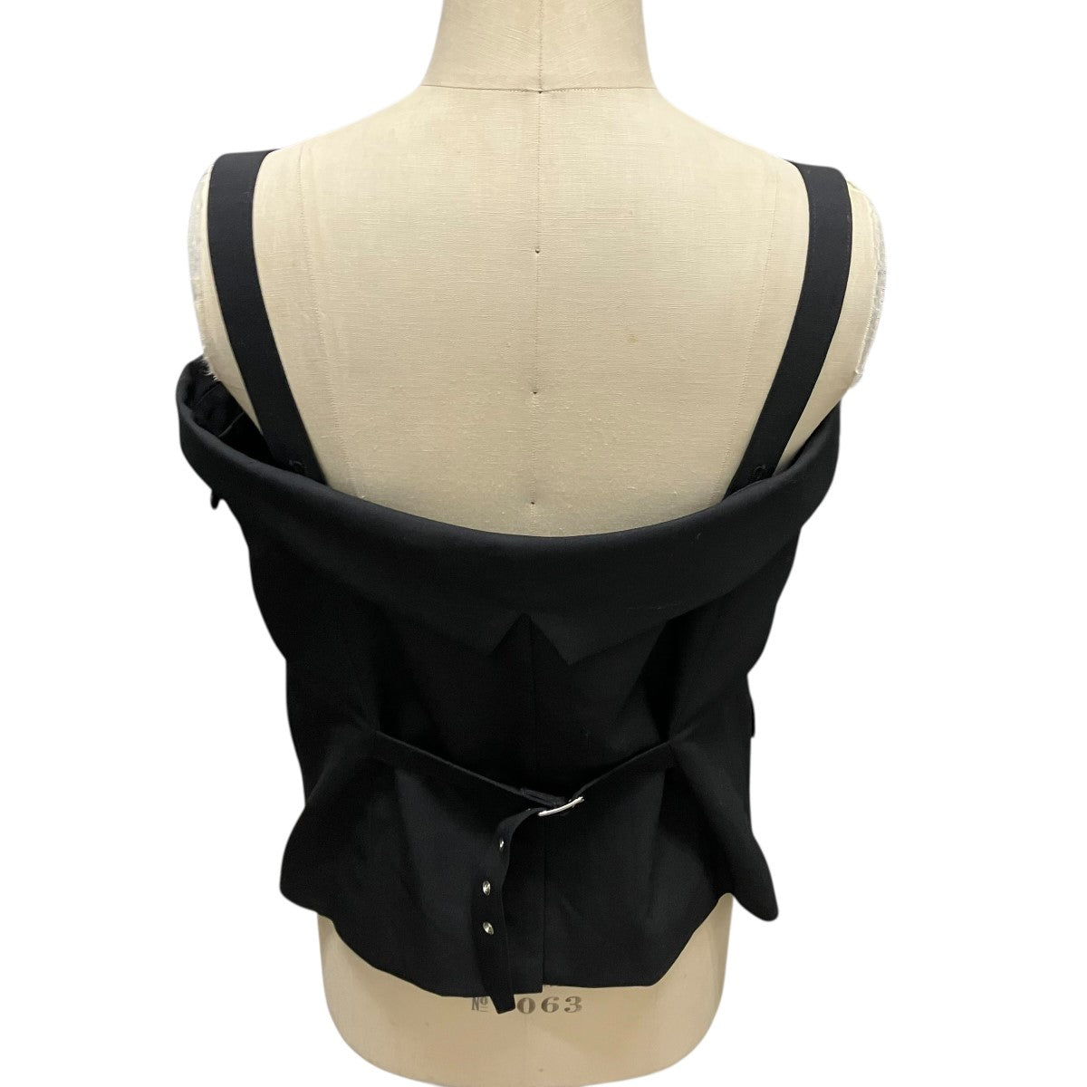 noir kei ninomiya 25SSカットアウトスリーブフックジャケット2WYキャミソールジャケット3O-J014 古着・中古-7枚目のアイテム画像