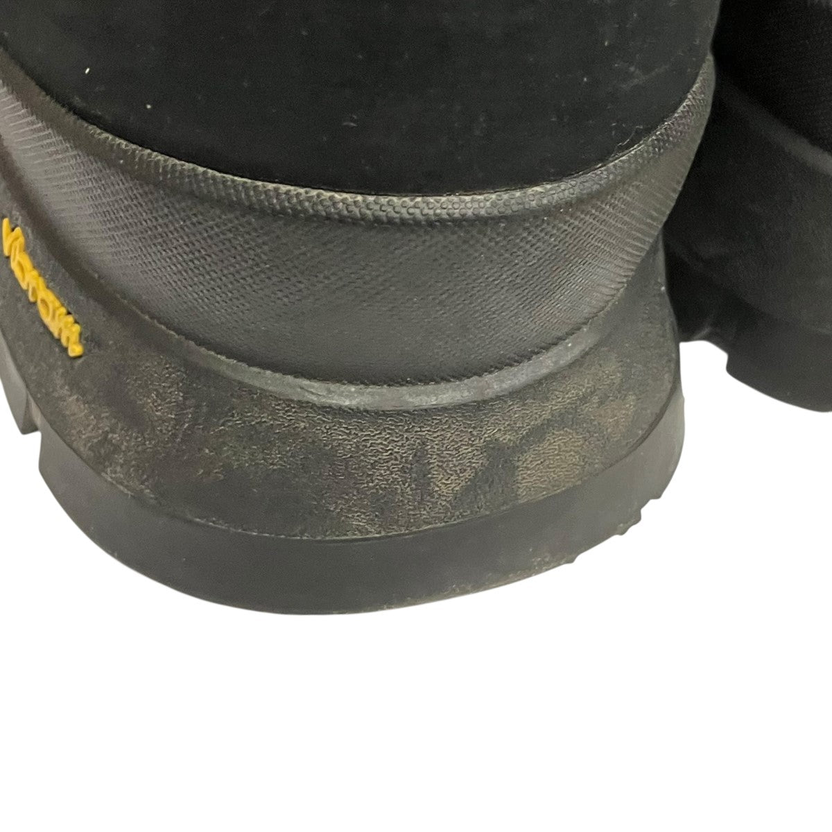 RESEARCHED BOOTSローカットスニーカー