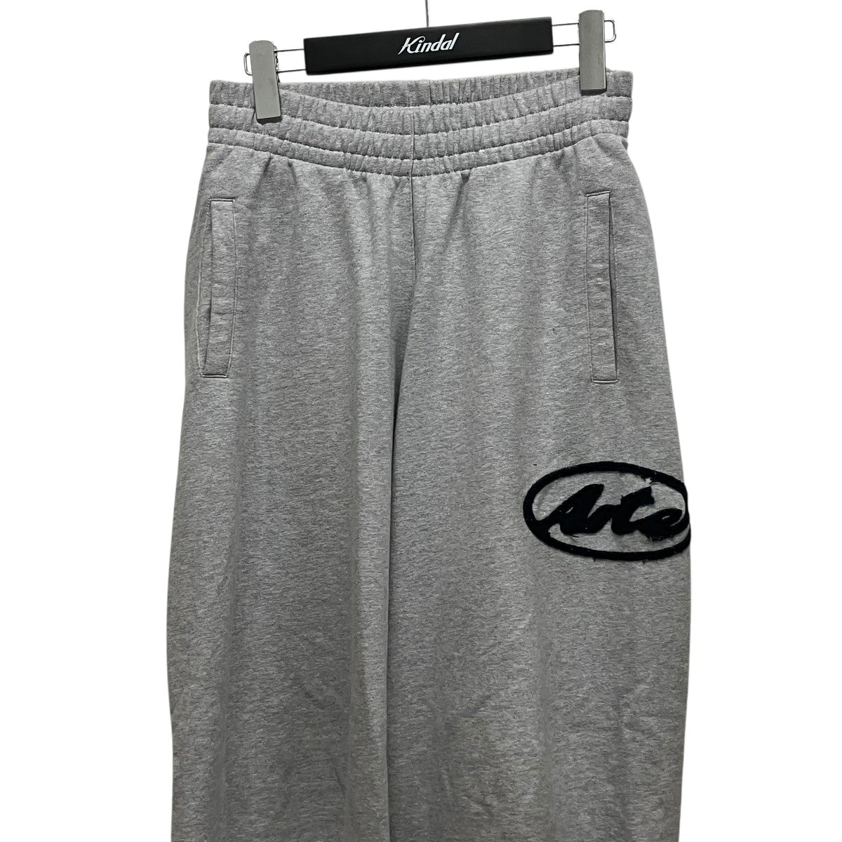logo-detail elasticated-waistband track pantsロゴパッチスウェットパンツ