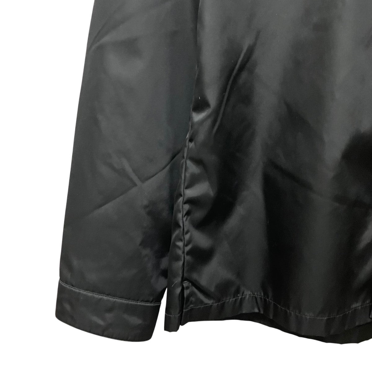 PRADA リサイクルナイロントライアングルプレートリナイロンシャツSC514 古着・中古-5枚目のアイテム画像