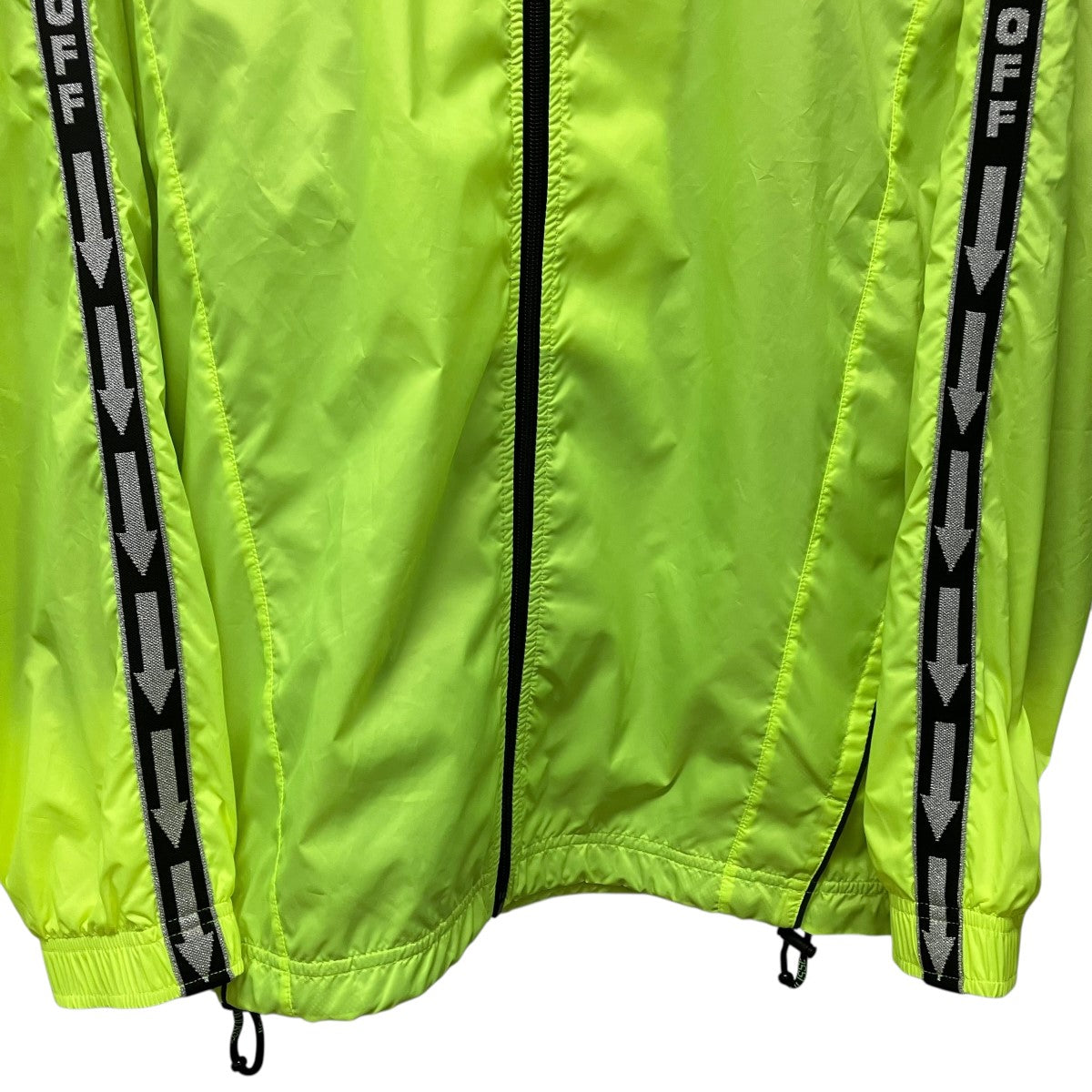 OFFWHITE テープラインナイロンジャケットOMBD010S19D16001 古着・中古-4枚目のアイテム画像