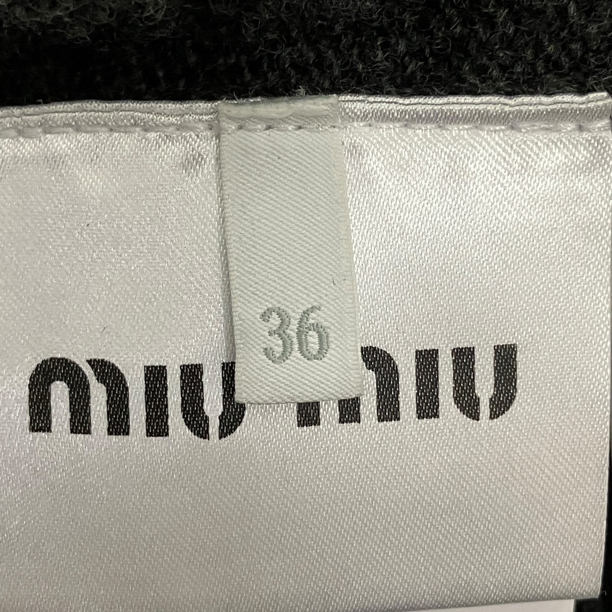 MIU MIU バックロゴニットカーディガンDNA02T 古着・中古-7枚目のアイテム画像