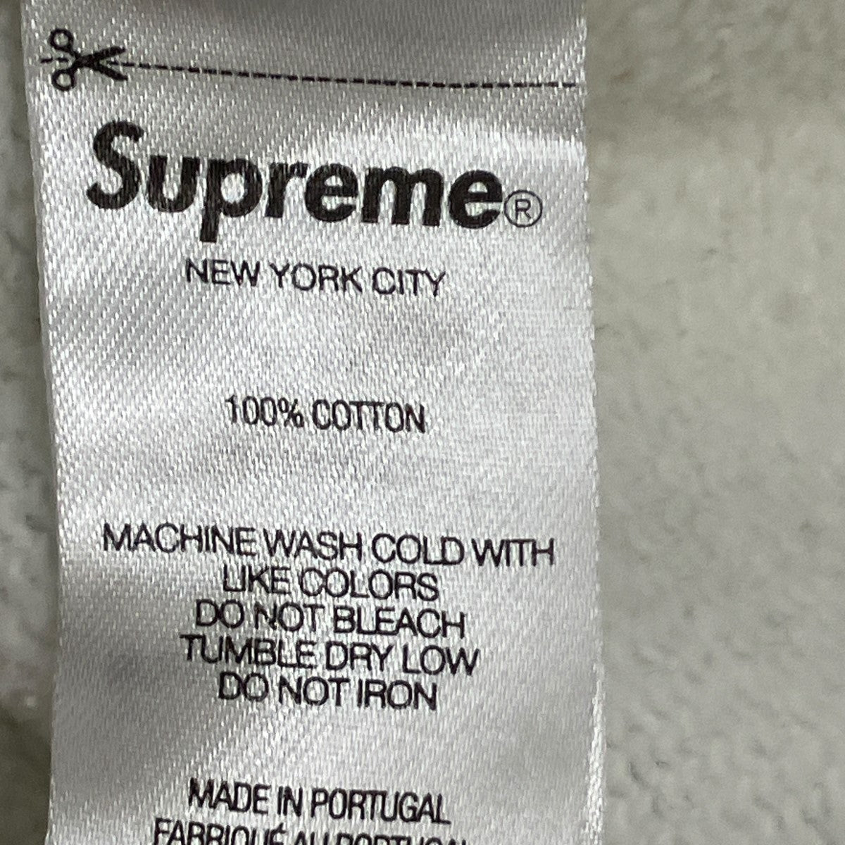 21AW「Supreme Hooded Sweatshirt」プルオーバーパーカー
