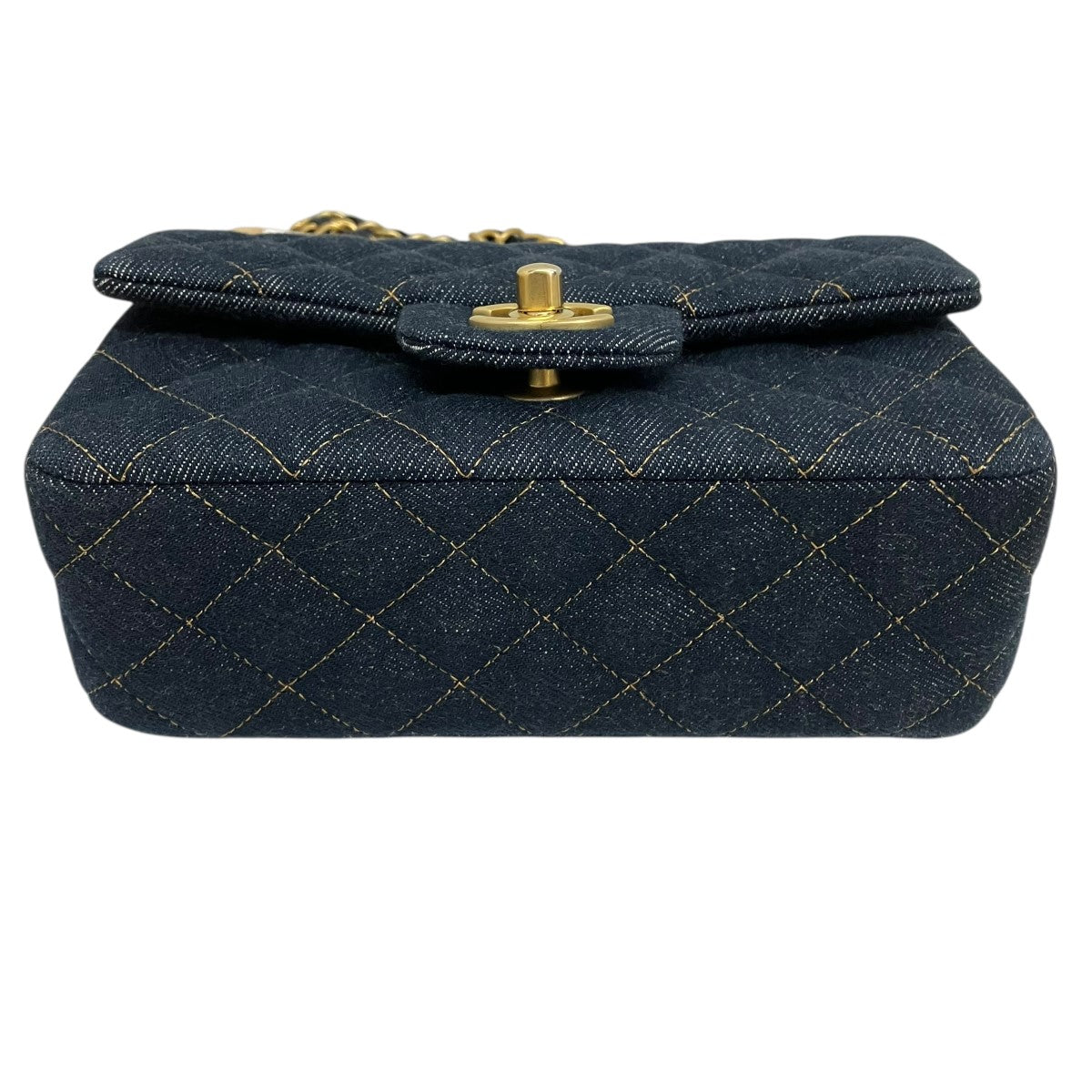 CHANEL ミニクラシックハンドバッグ 古着・中古-4枚目のアイテム画像