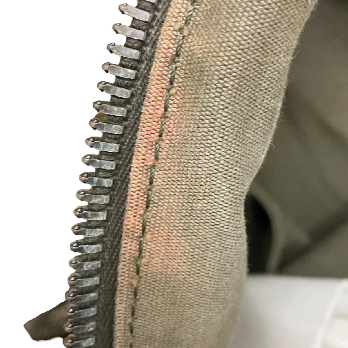 VALENTINO GARAVANI 迷彩柄ビジュー刺しゅうバックパック 古着・中古-7枚目のアイテム画像