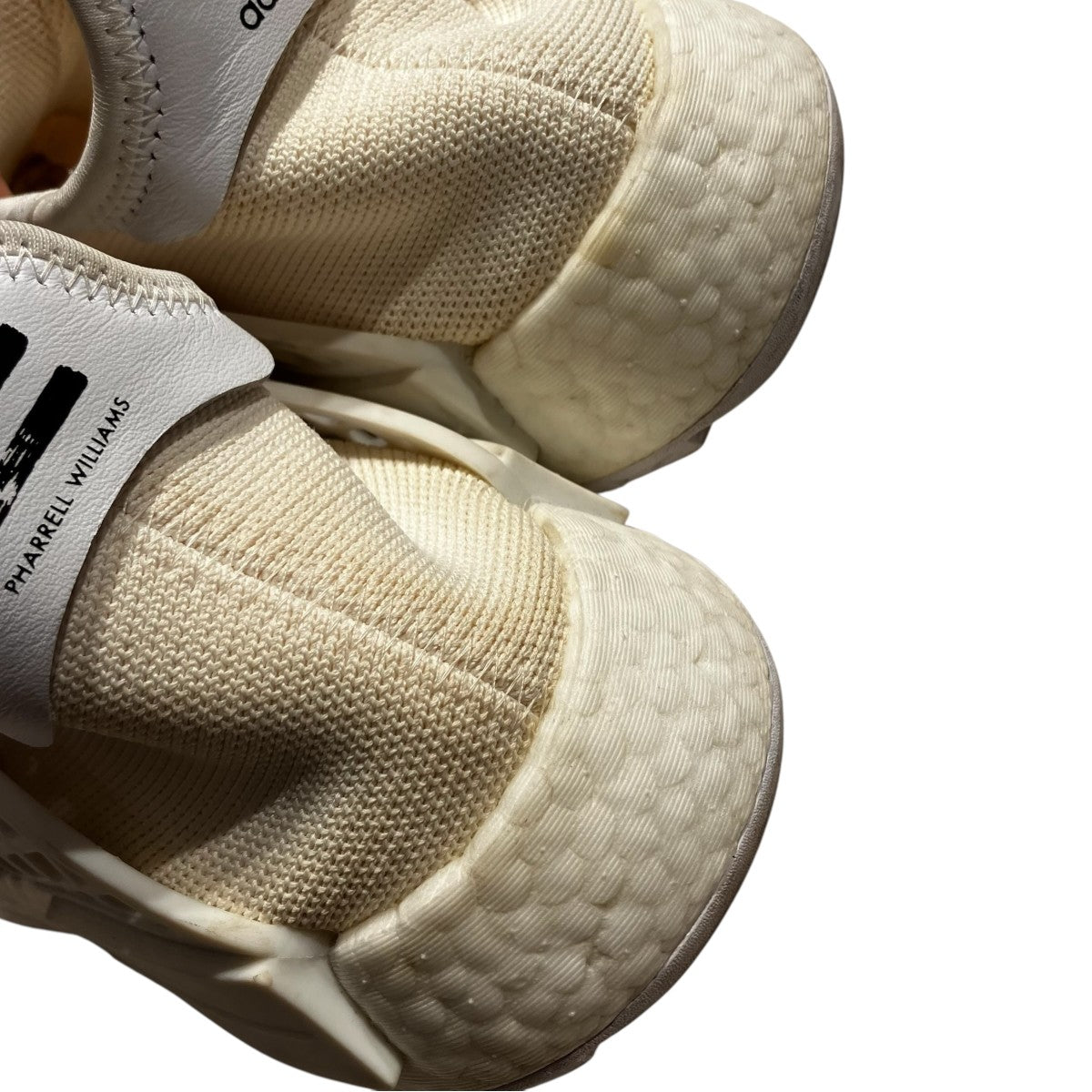 Human Race NMDスニーカー