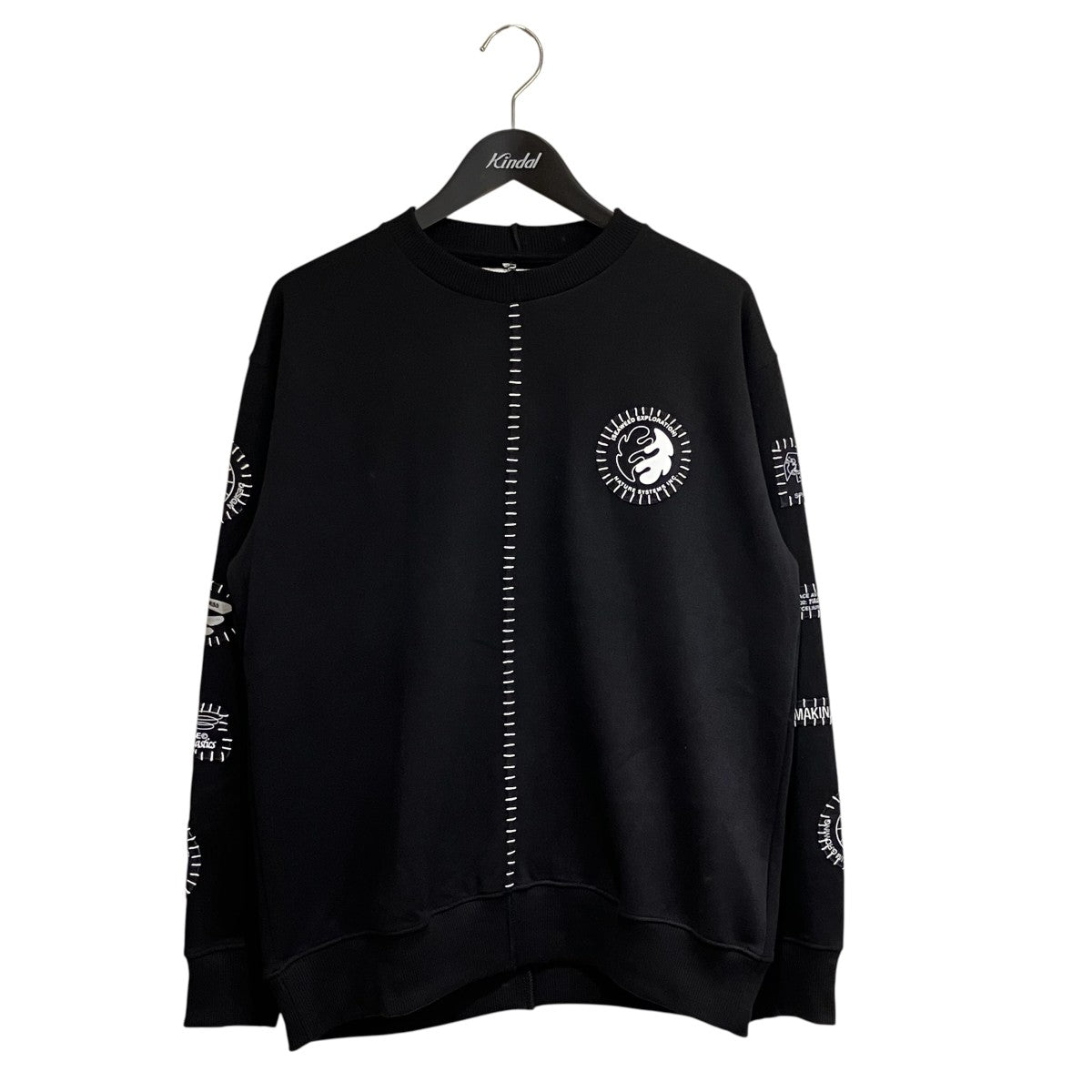 Patch Crewneckパッチデザインスウェット