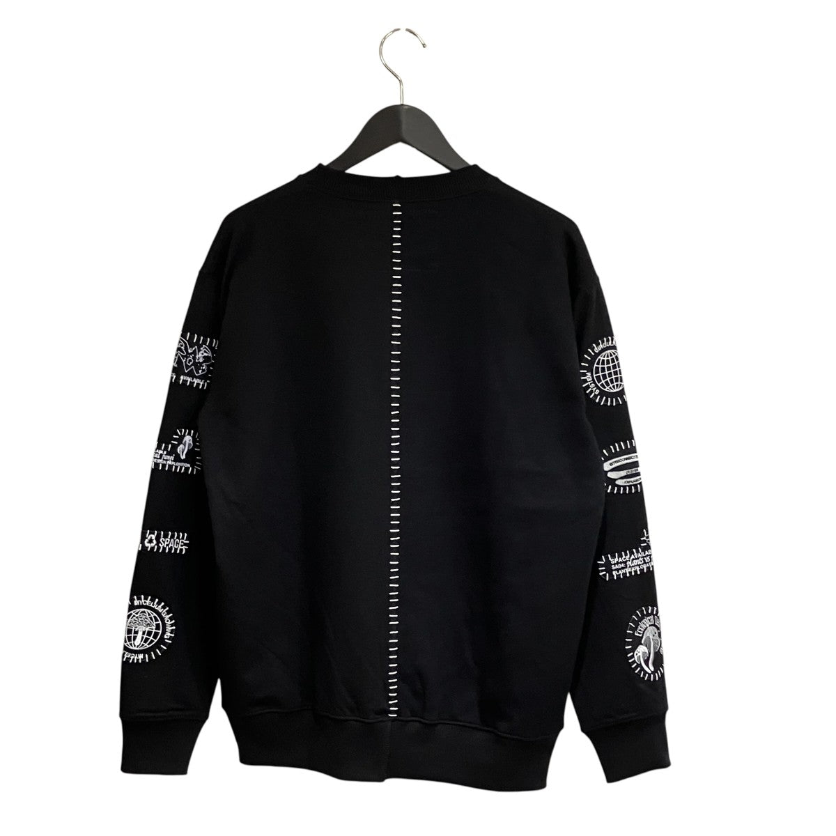 Patch Crewneckパッチデザインスウェット