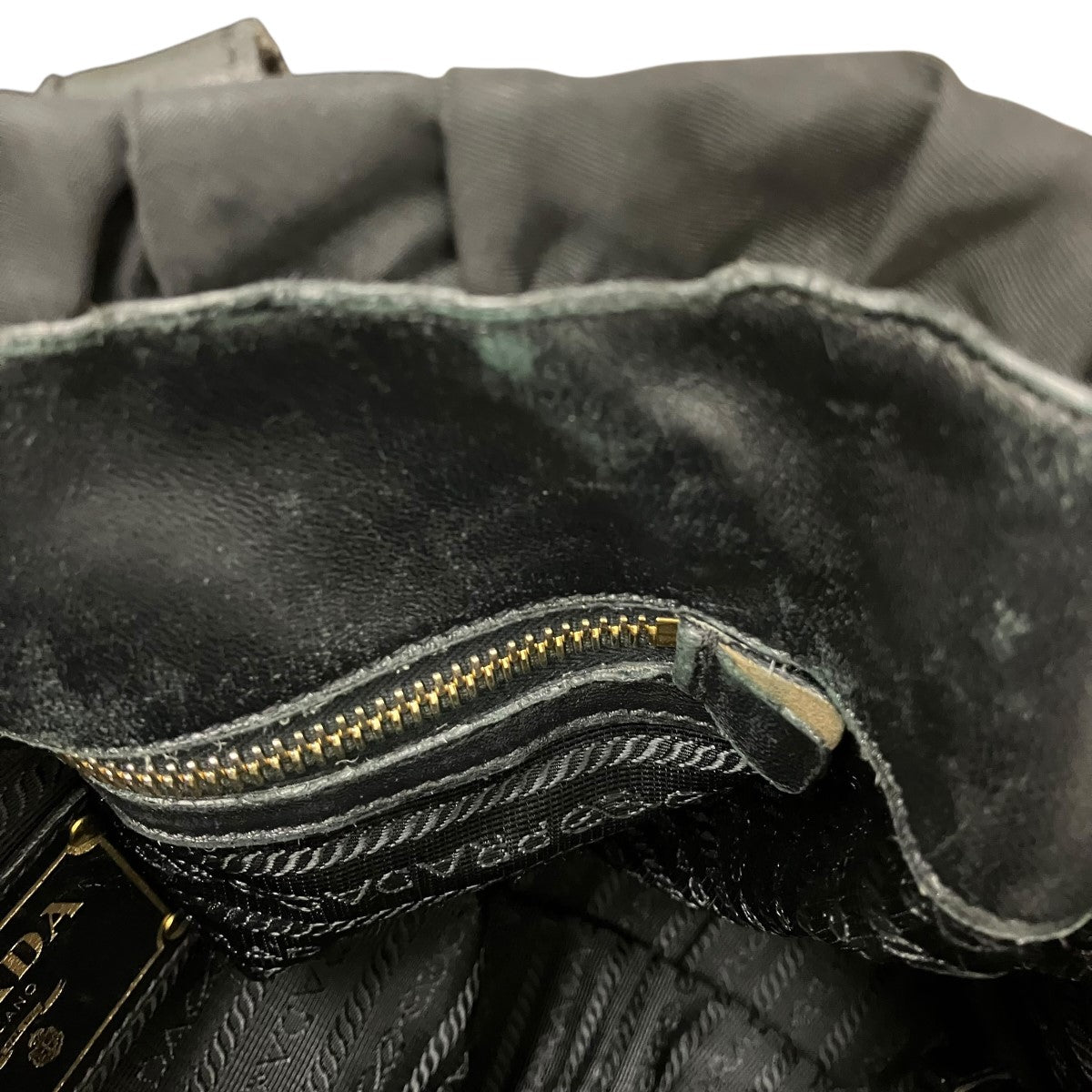 PRADA 2WAYギャザーハンドバッグ 古着・中古-8枚目のアイテム画像