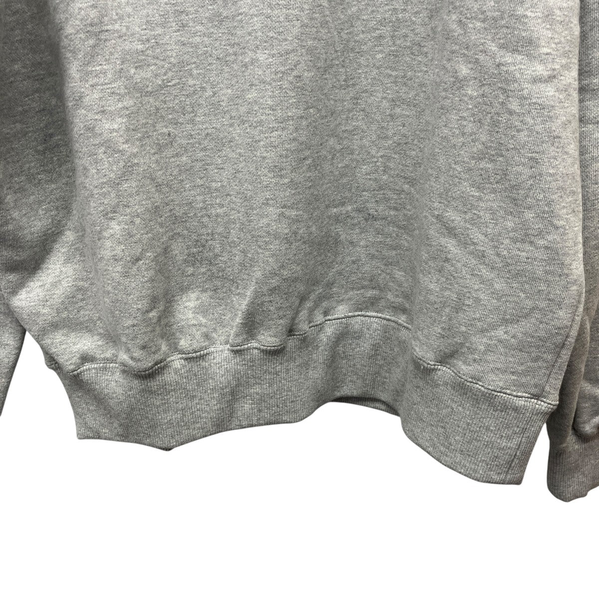 WARNING CREWNECKロゴ刺しゅうスウェット
