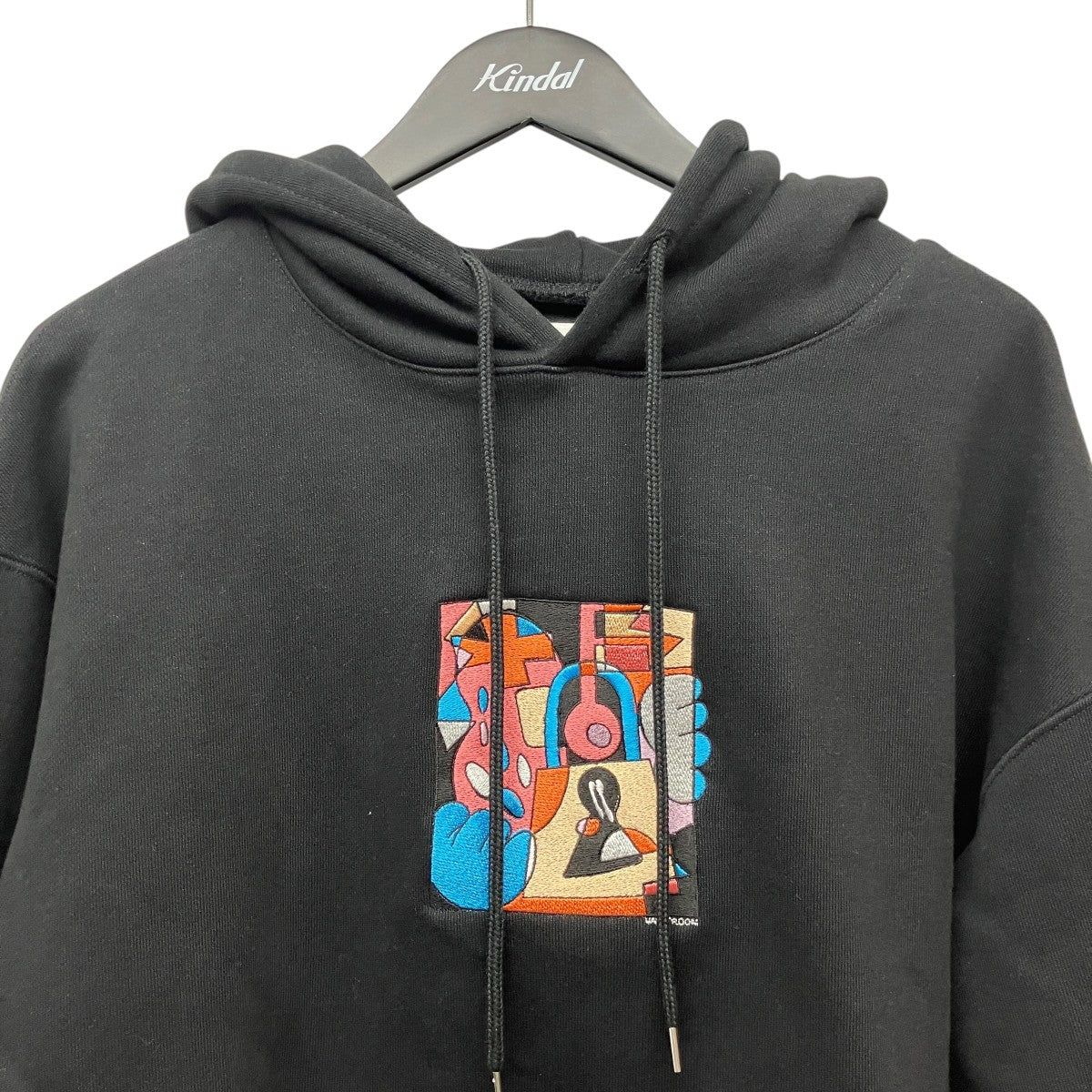ART VAULT HOODIEアート刺しゅうフーディー