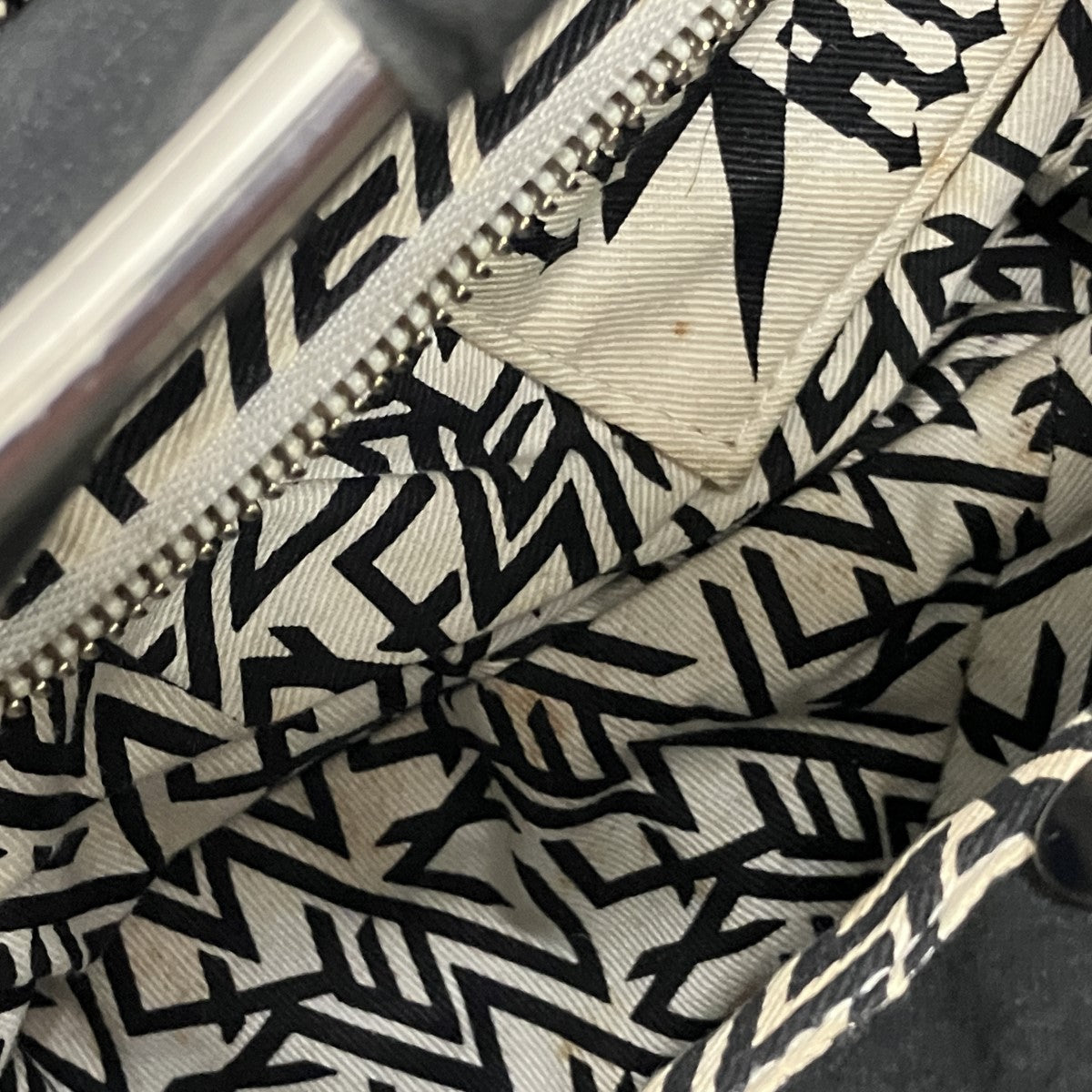 DIESEL 2WAYバッグ 古着・中古-7枚目のアイテム画像