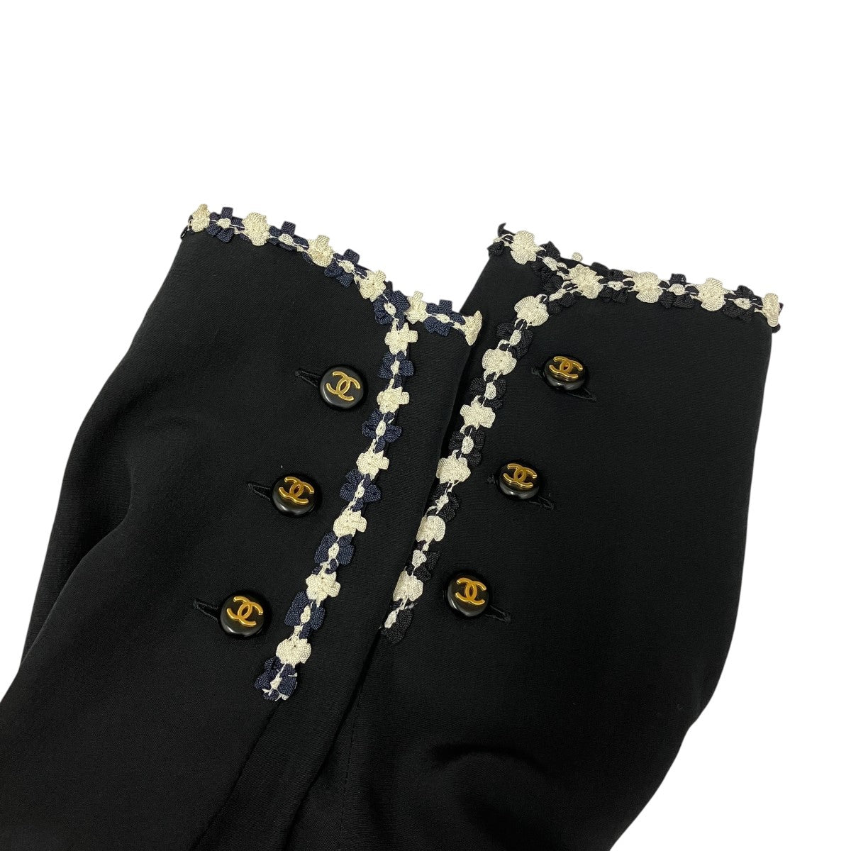 CHANEL フラワートリムココマークボタンノーカラーツイードパイピングジャケットP02660 古着・中古-5枚目のアイテム画像
