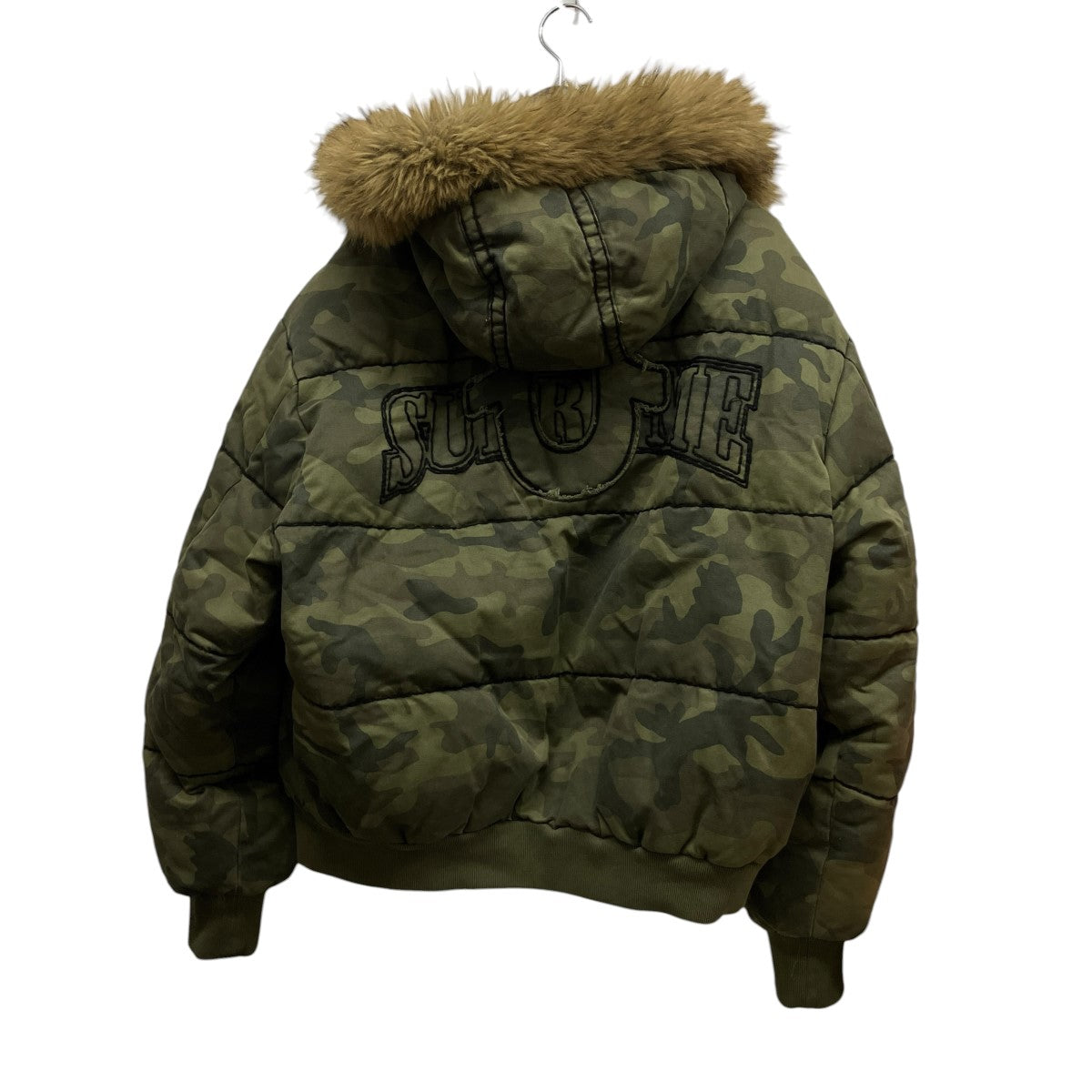 Supreme×TRUE RELIGION 25AWPuffer Jacketカモ柄ファーフーデットジップアップジャケット 古着・中古-2枚目のアイテム画像