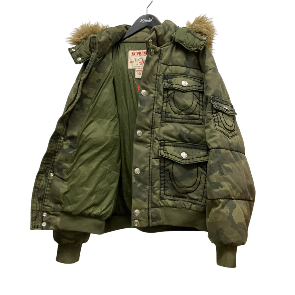 Supreme×TRUE RELIGION 25AWPuffer Jacketカモ柄ファーフーデットジップアップジャケット 古着・中古-5枚目のアイテム画像