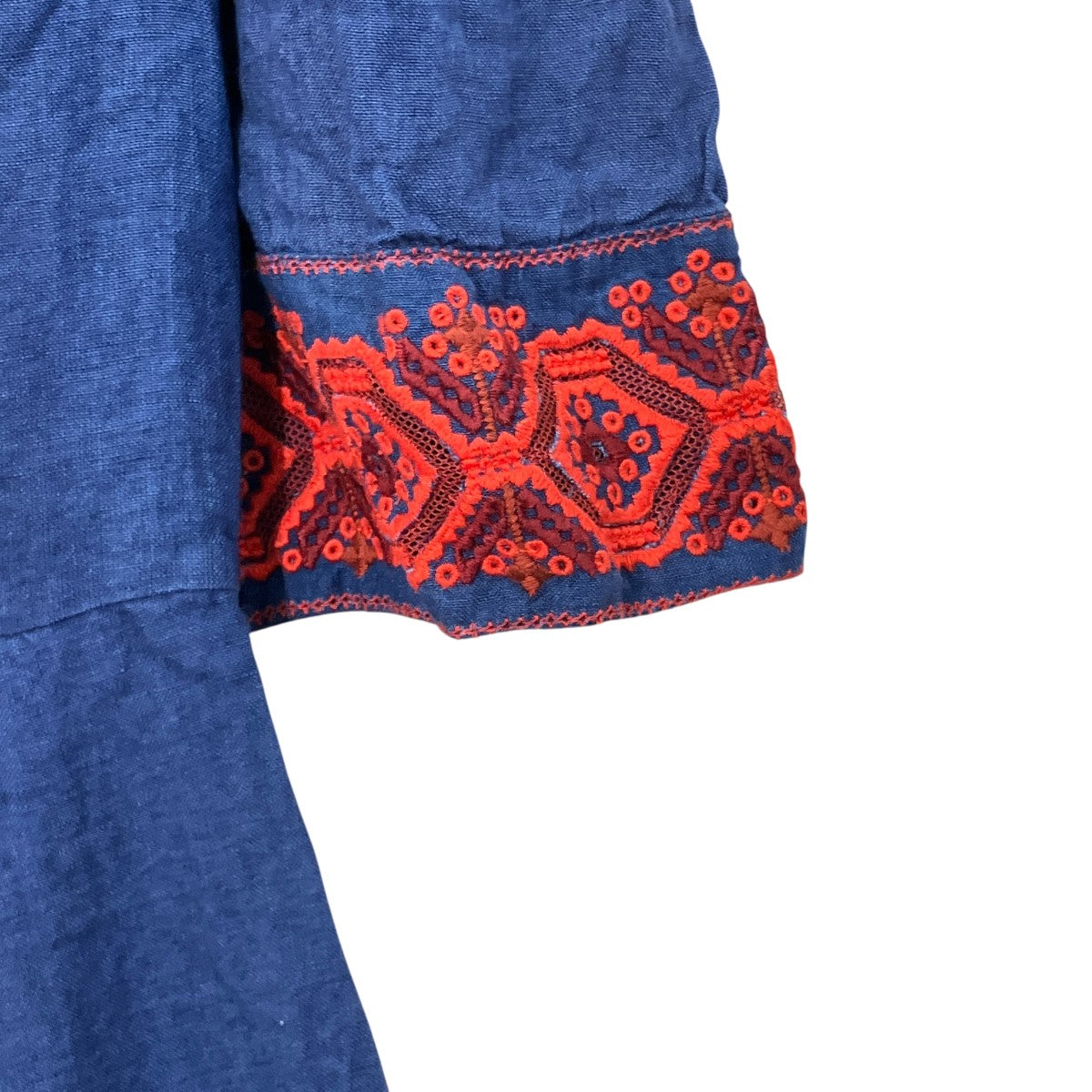レース刺繍ワンピース