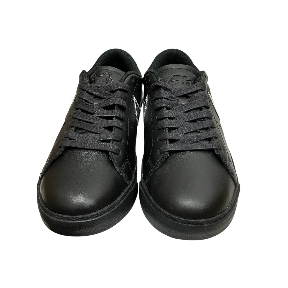 SB Zoom Blazer Low QS Black and Metallic SilverローカットスニーカーHJ6703-001