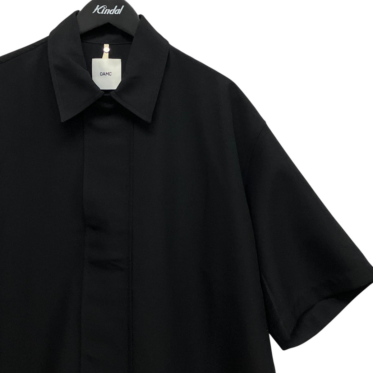 SALLY SHIRTジップアップ半袖シャツ24E28OAU23 PESOA009