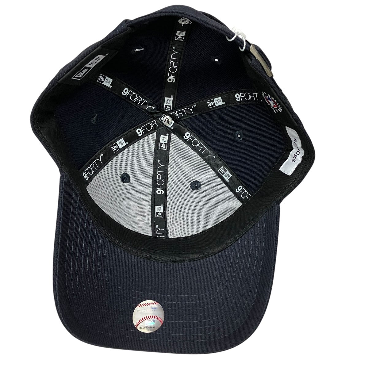 BASICKS x Newera Yankees CapベースボールキャップYKS-1201NV