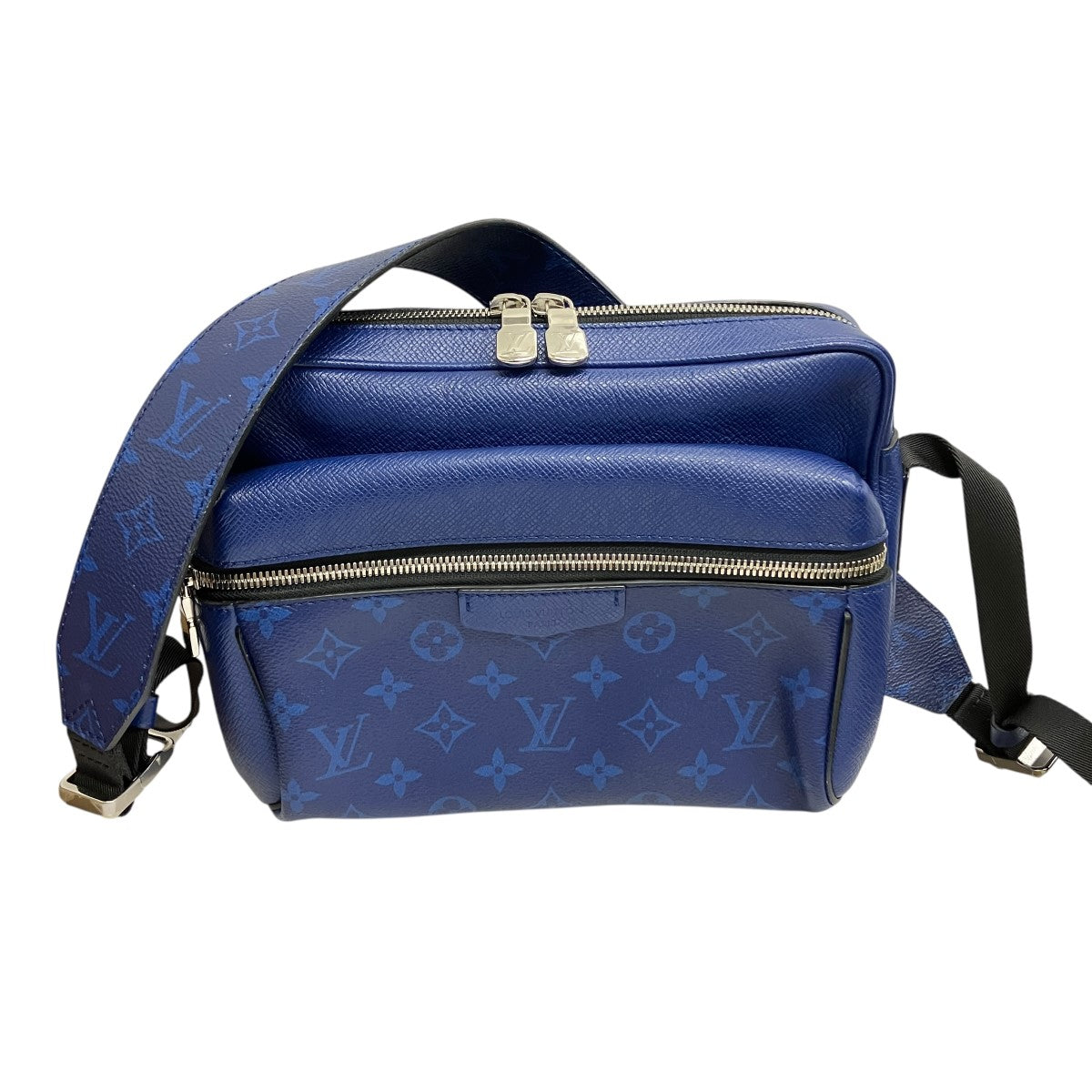 Outdoor Messenger PM TaigaramaモノグラムショルダーバッグM30242