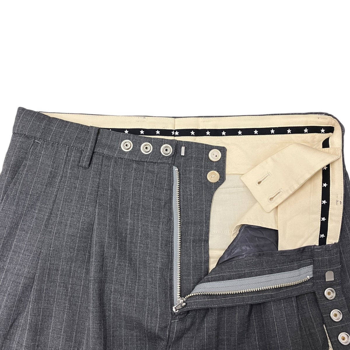 FUTURE WIDE TROUSERS (GRAY)ストライプパンツMVFW-PT0822