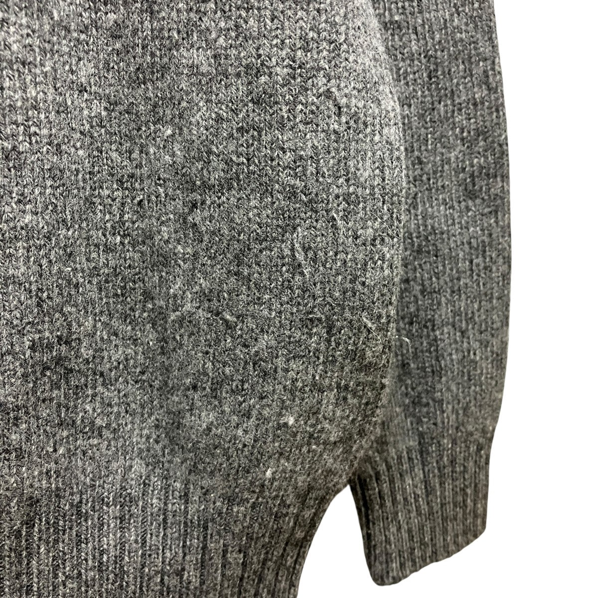 ウールカシミヤハイネックロゴニットP26472