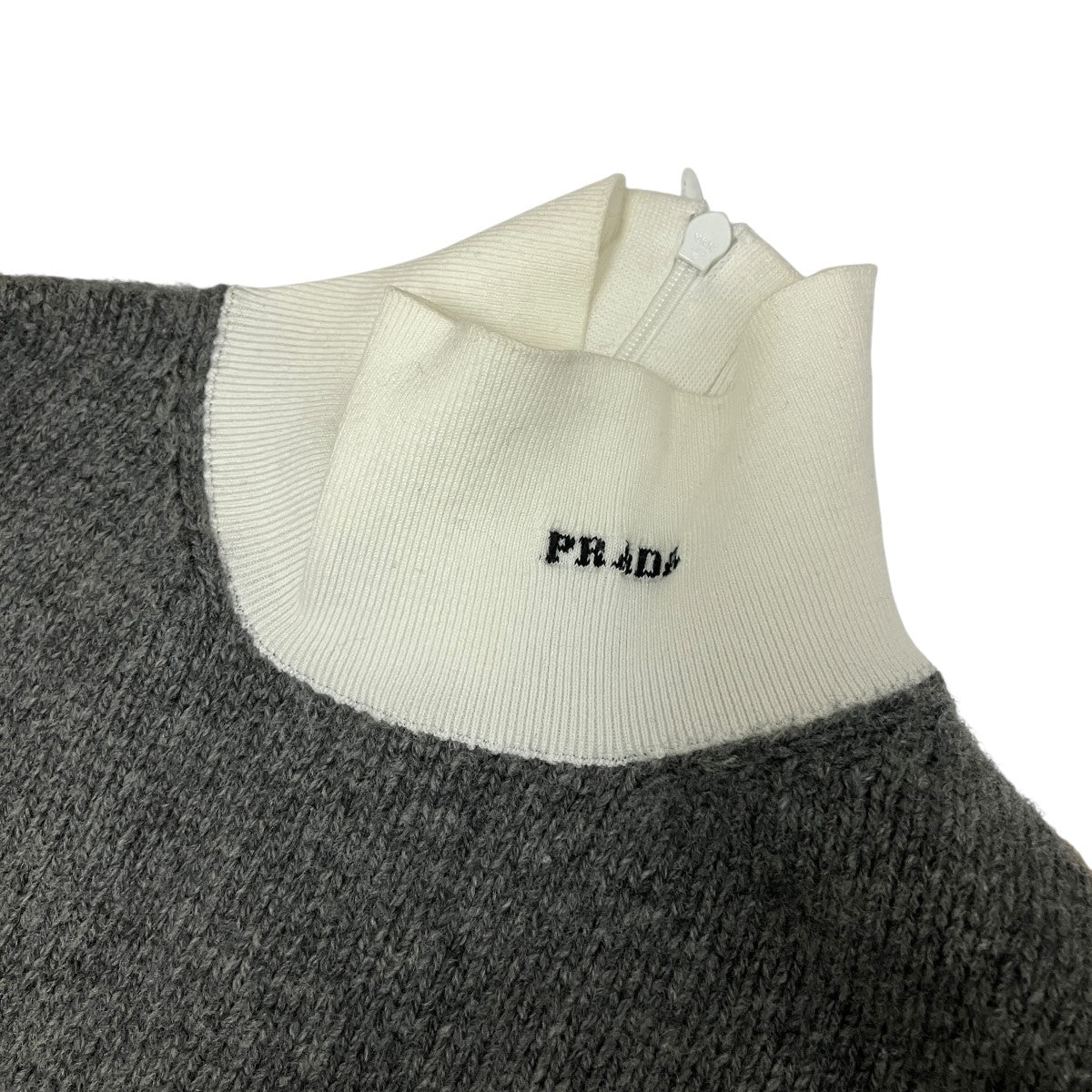 ウールカシミヤハイネックロゴニットP26472