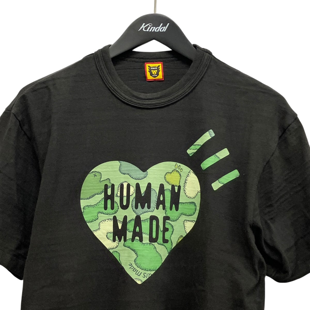 ハートロゴTシャツ