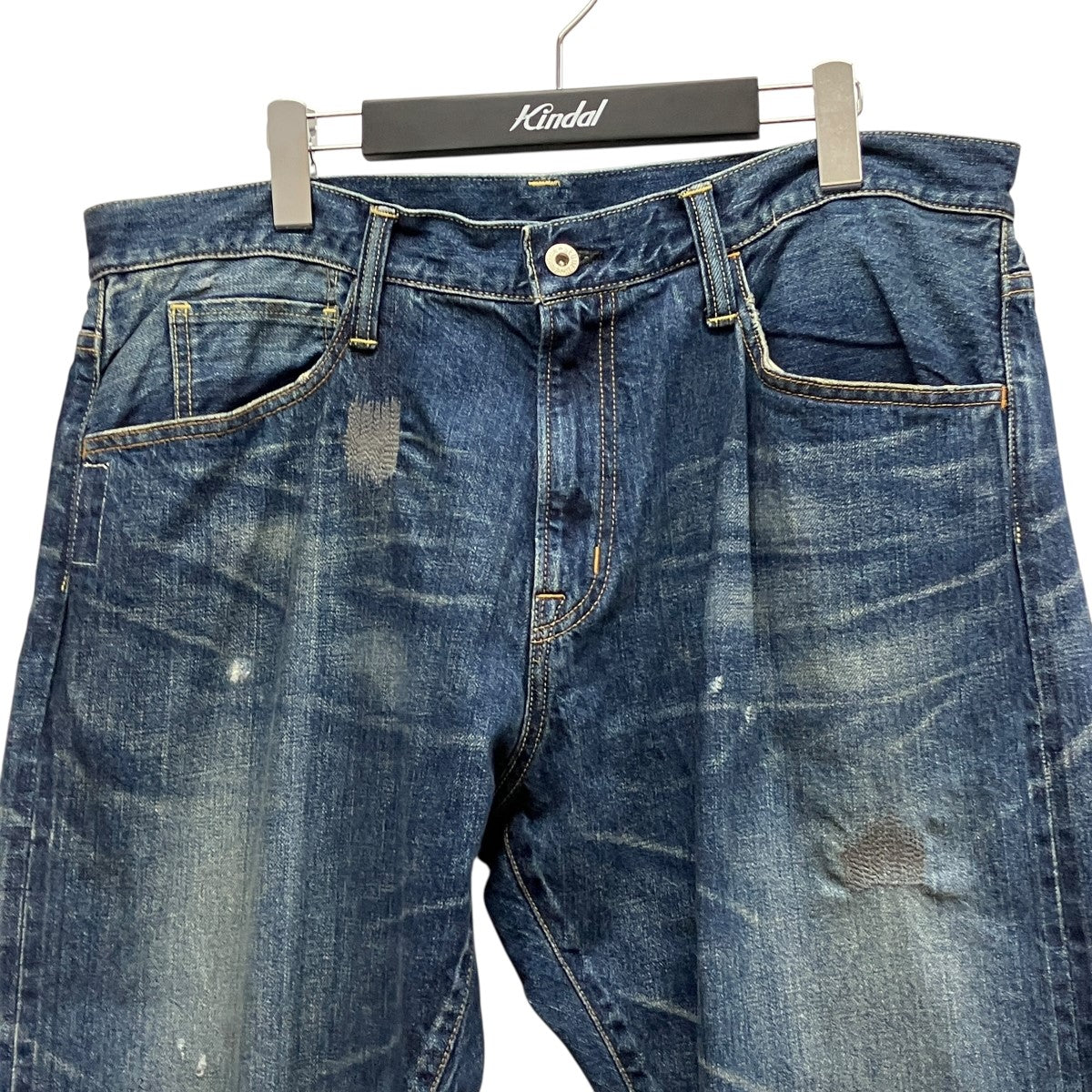 ダメージ加工デニムパンツ