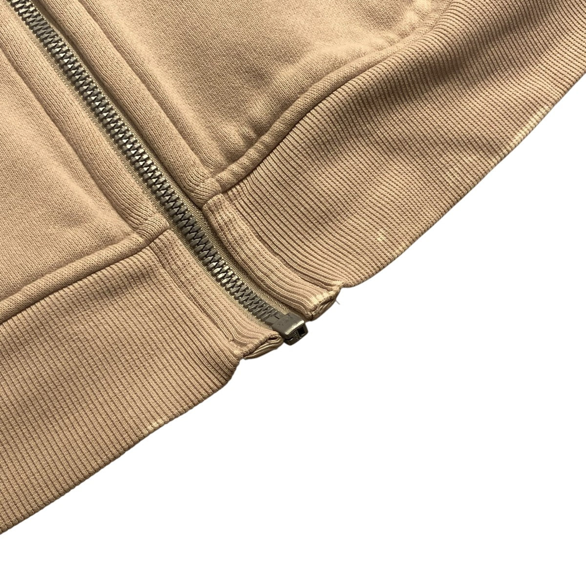 フーデッドジップアップパーカー