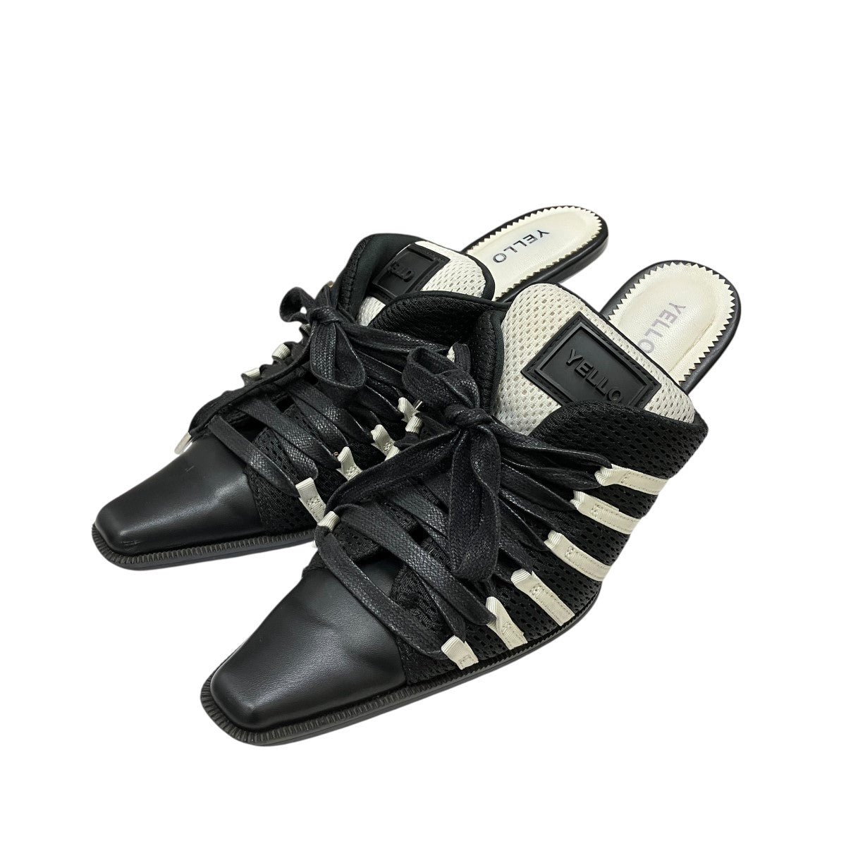 スニーカーヒールパンプス