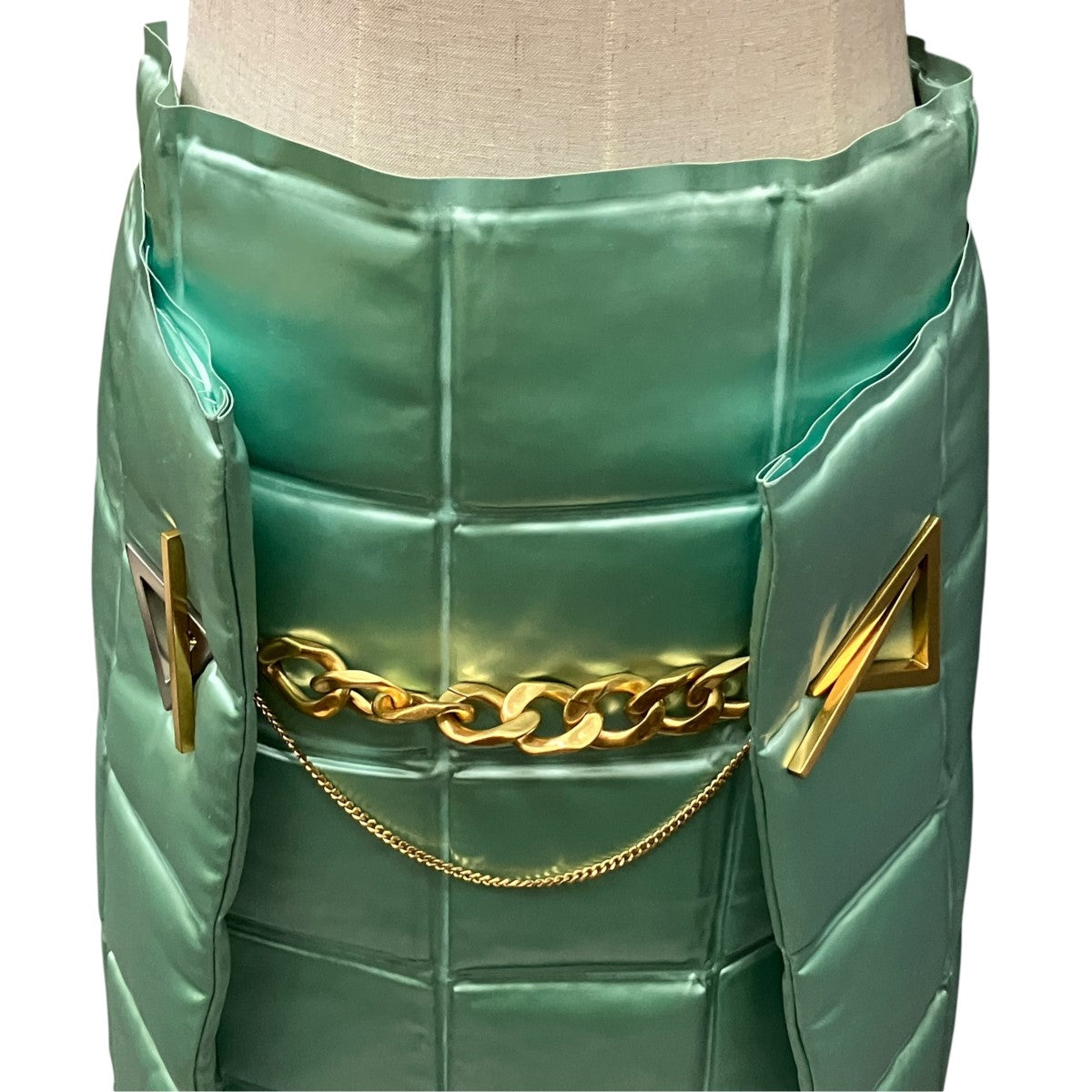 Mid Length Skirtキルティングラップレイヤードスカート588907 VKFN0