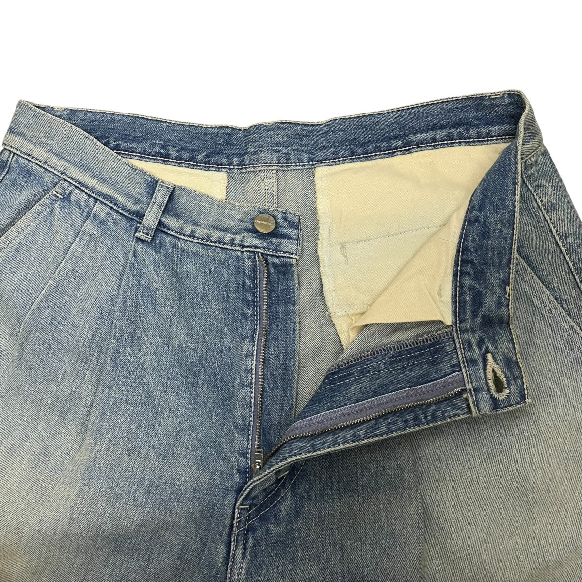 Selvage Denim Two TuckデニムパンツGU233-40188LB