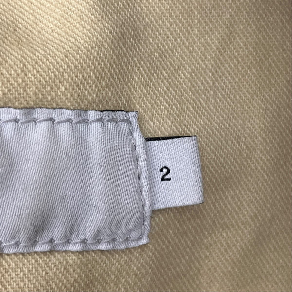 Selvage Denim Two TuckデニムパンツGU233-40188LB