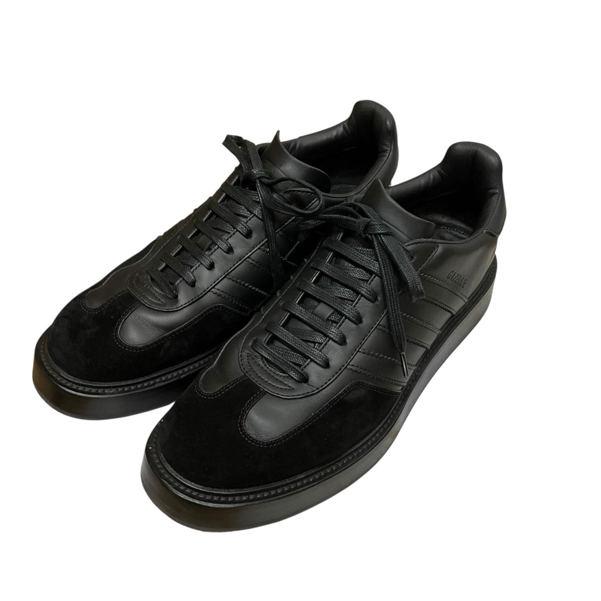 Gazelle Indoor Made in ItalyローカットスニーカーIH8642