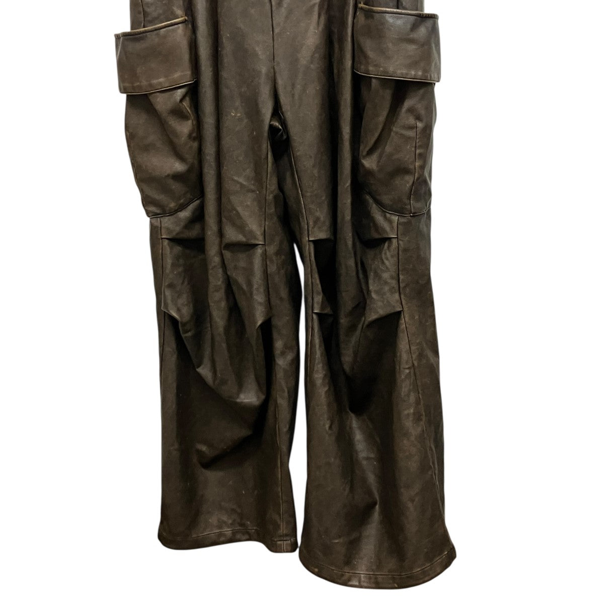 25AWMOONED DELIVERY MANシンセティックレザーカーゴパンツ2502SK46