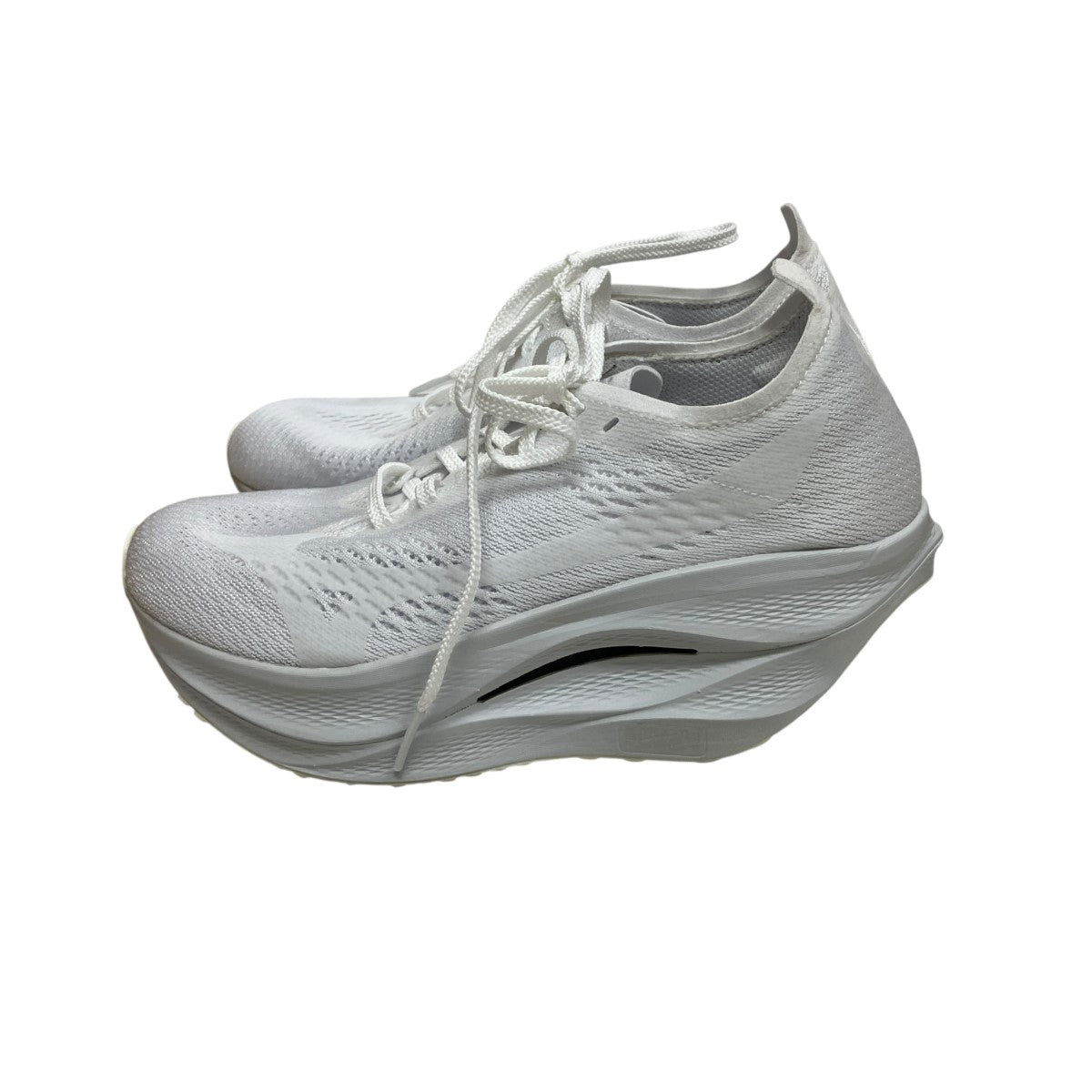 25AWWAVE REBELLION PROローカットスニーカーGP-K105