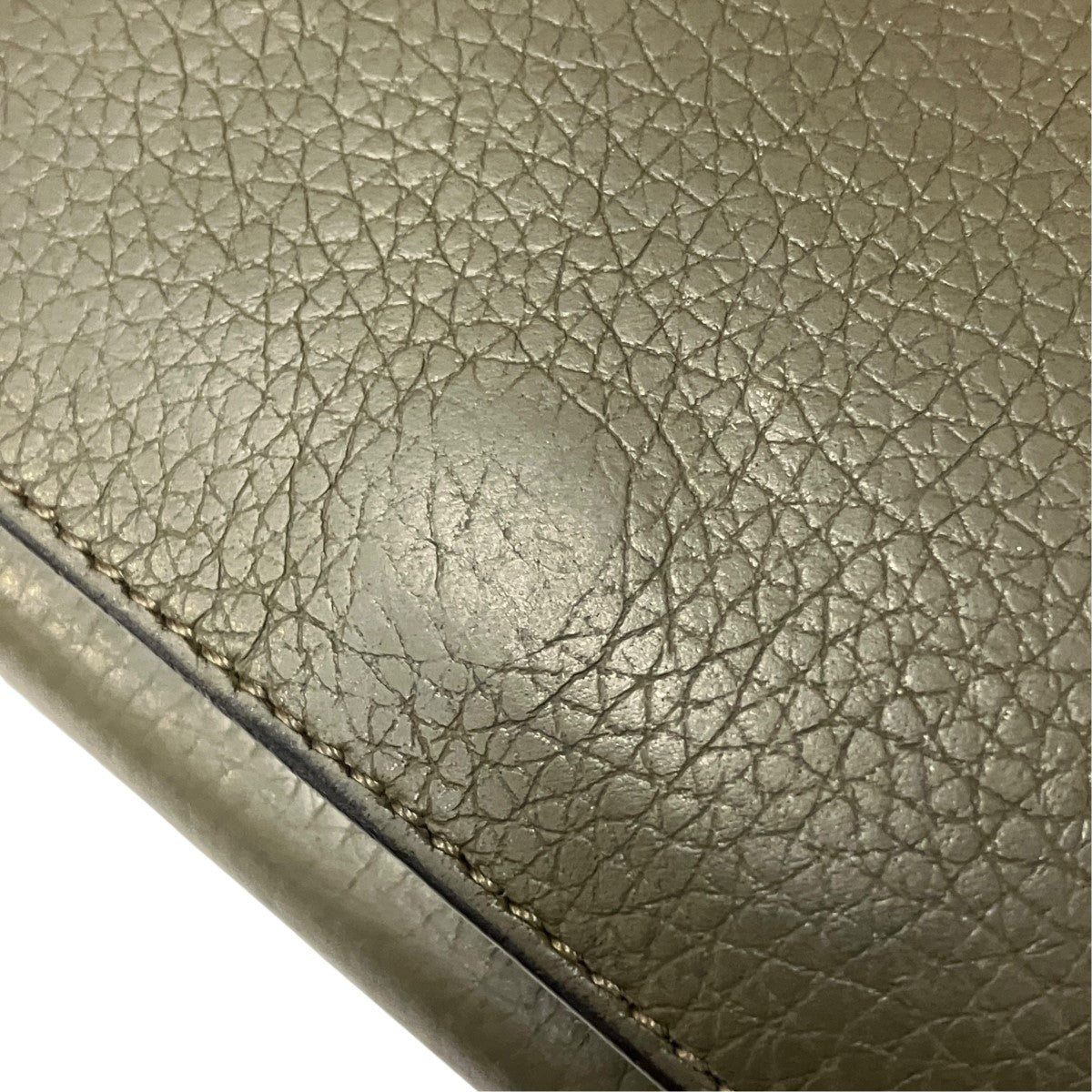 二つ折りレザー財布062213