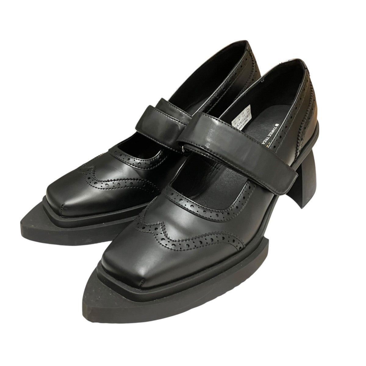 AKIKOAOKI×THREE TREASURES 25AWMEL-FAUX LEATHERストラップヒールパンプス2090802273 古着・中古-1枚目のアイテム画像