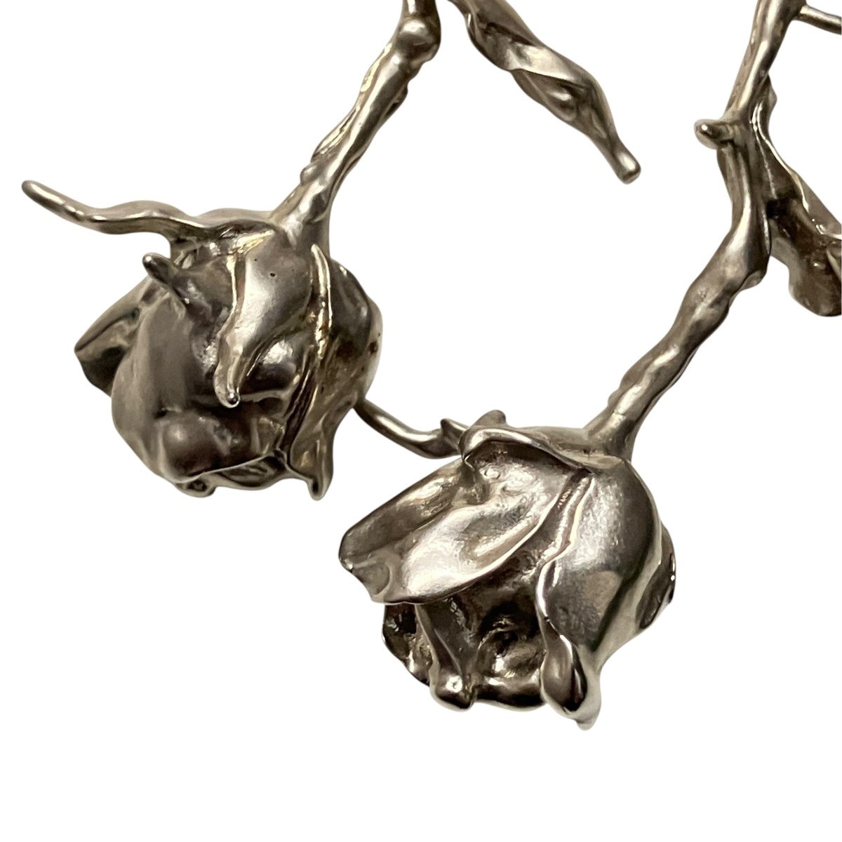 Metal Rose Bud Earringsフラワーピアス